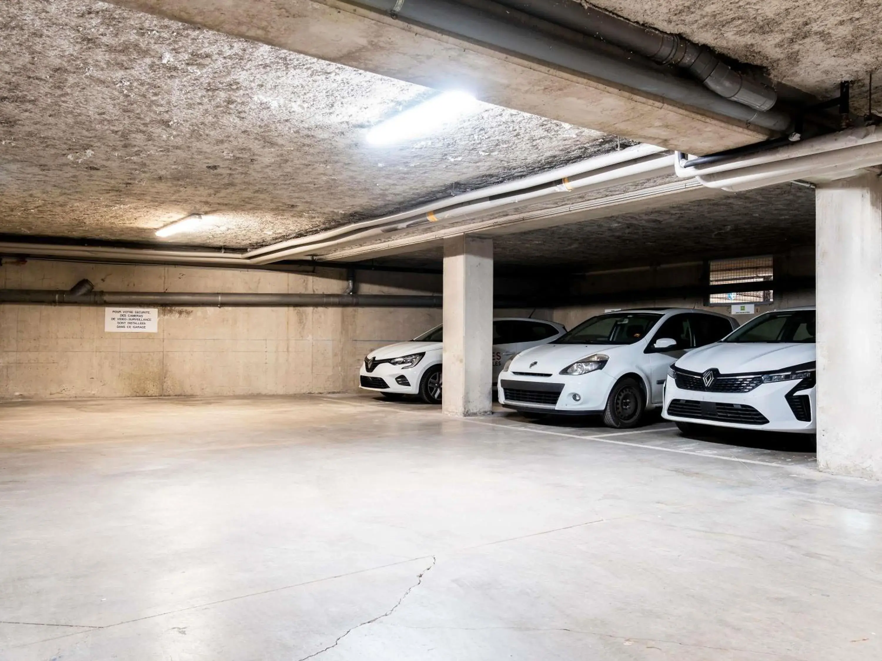 Property building in Ibis Styles Lyon Villeurbanne Parc de la Tête d'Or Property building in Ibis Styles Lyon Villeurbanne Parc de la Tête d'Or