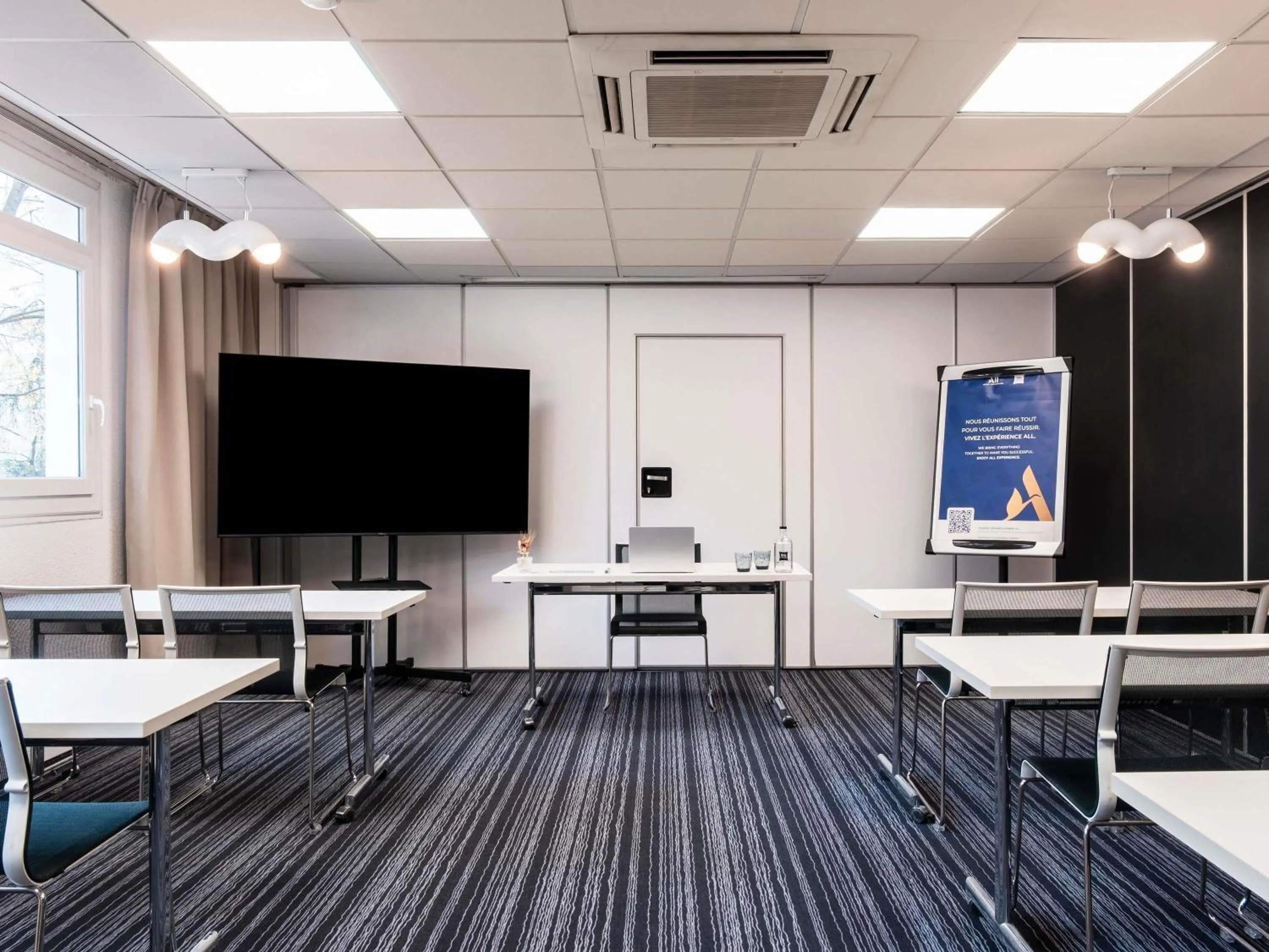 Meeting/conference room in Ibis Styles Lyon Villeurbanne Parc de la Tête d'Or