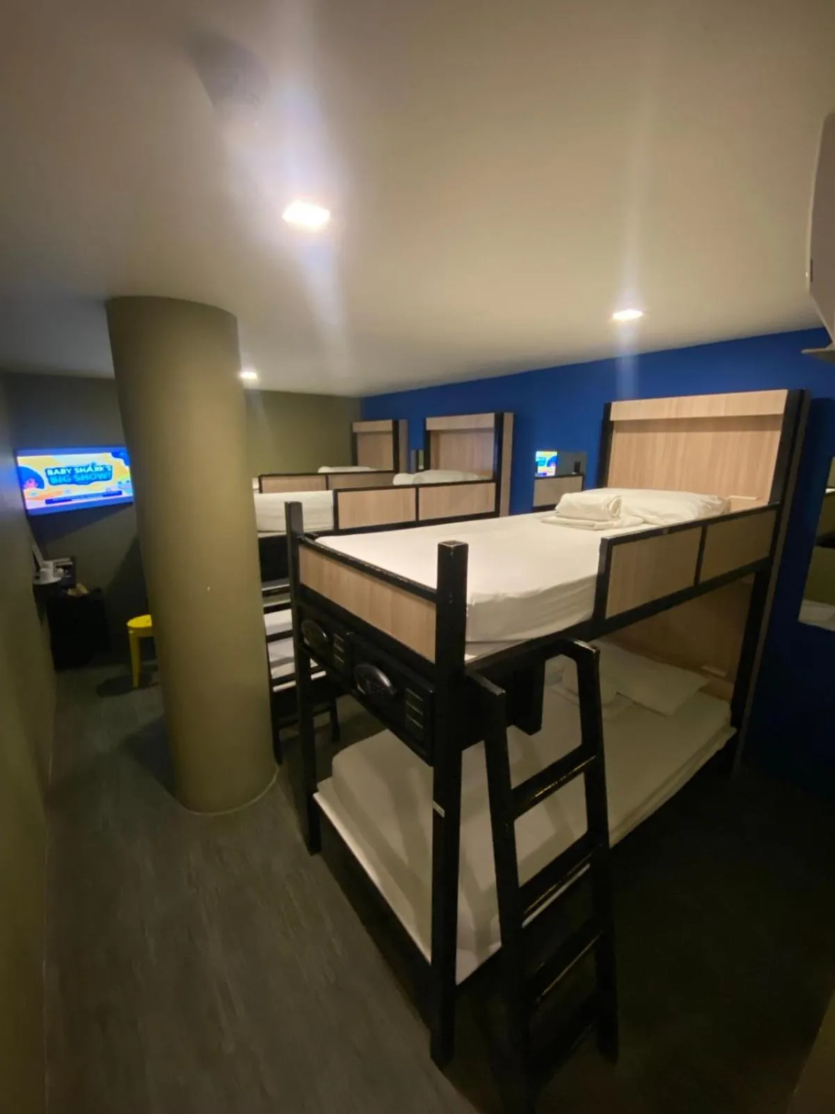 Bedroom, Bed in Felicity Island Hotel