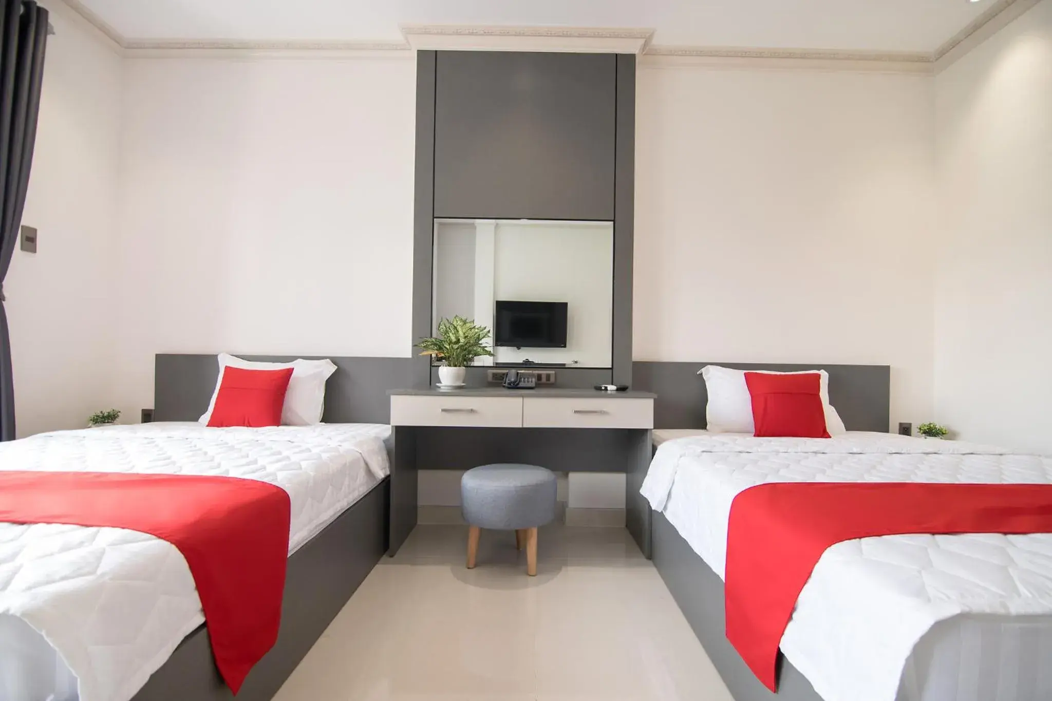 Bed in Bin Bin Hotel 7 - Near TON DUC THANG University Bed in Bin Bin Hotel 7 - Near TON DUC THANG University