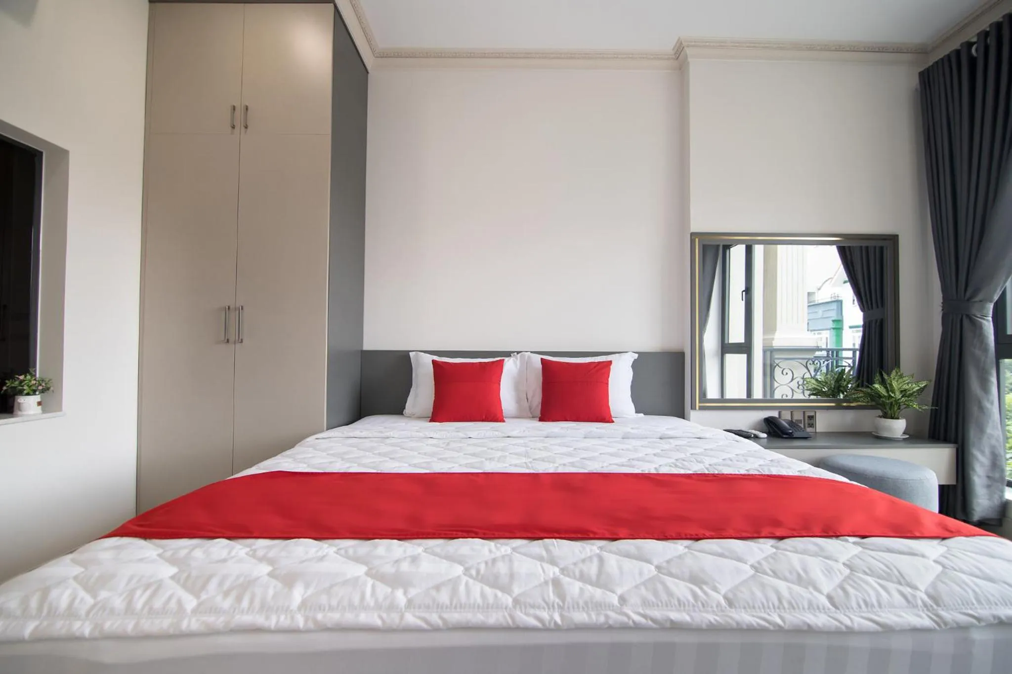 Bed in Bin Bin Hotel 7 - Near TON DUC THANG University