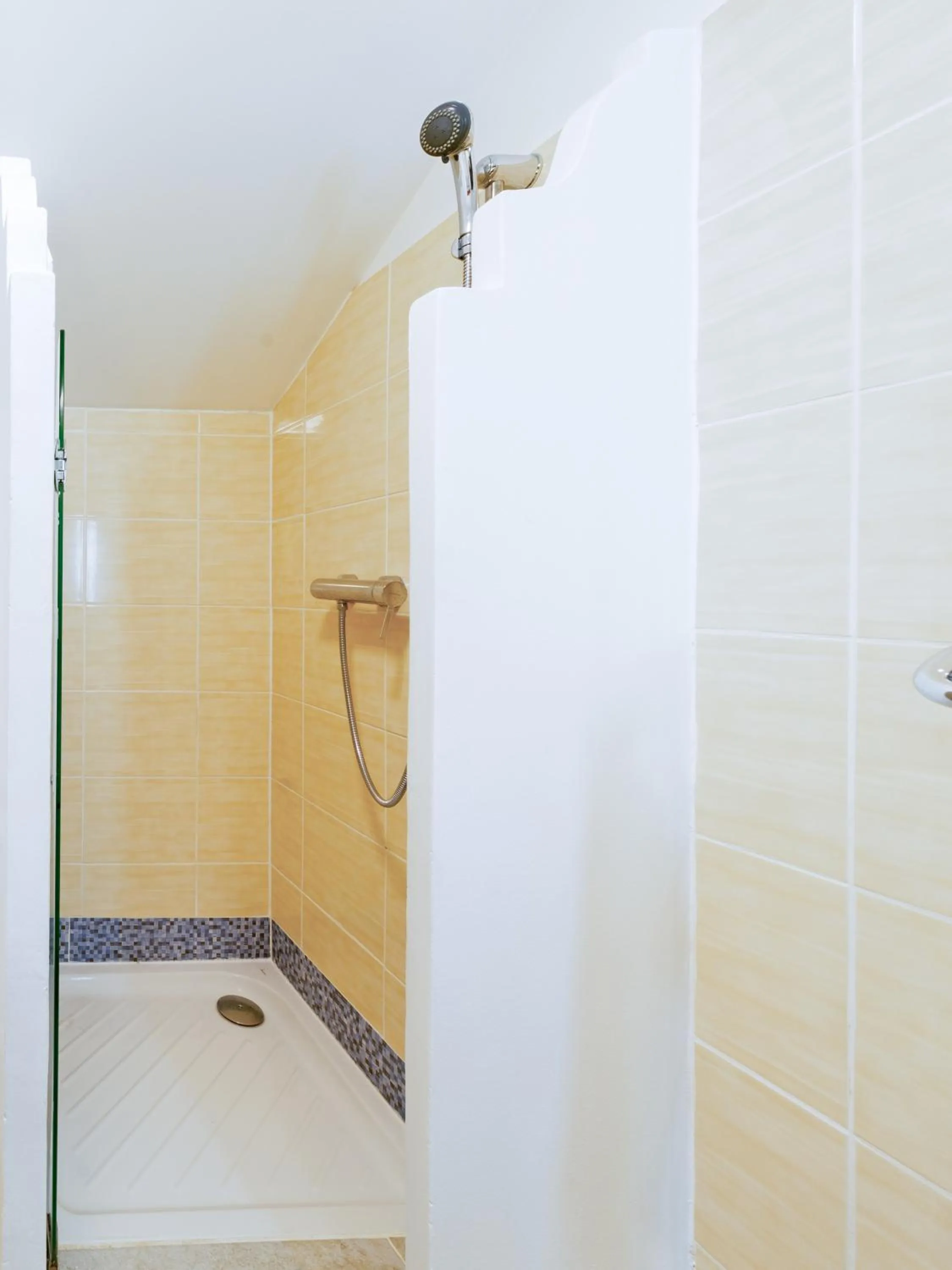 Shower in Village Pierre & Vacances Sainte Anne