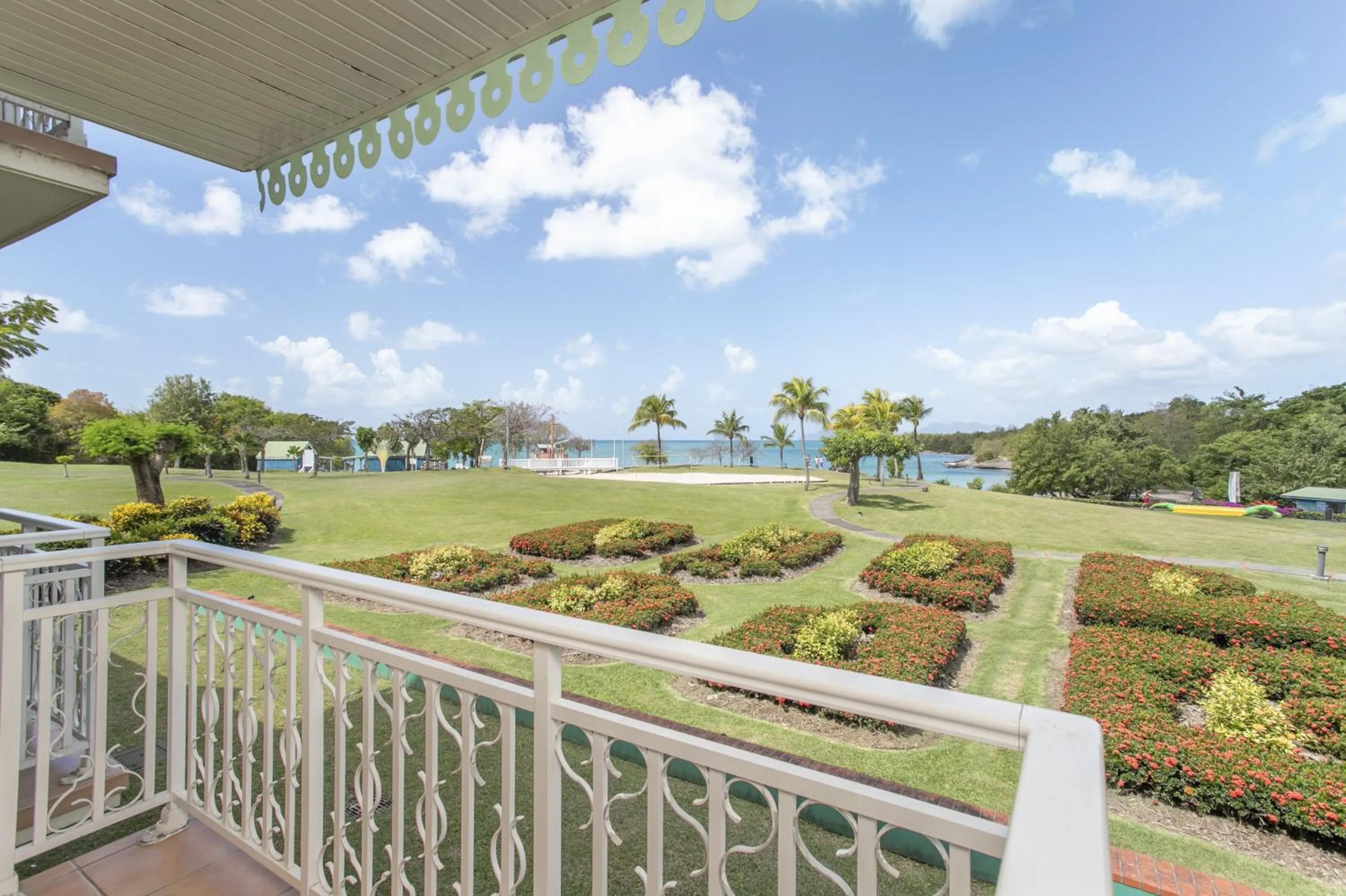 Spring in Village Pierre & Vacances Sainte Luce