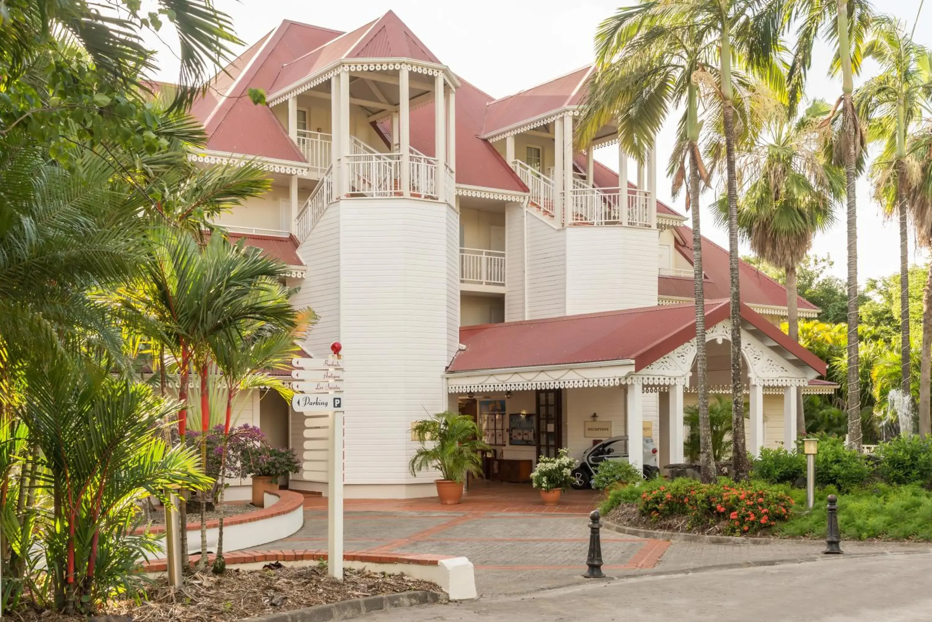 Property building in Village Pierre & Vacances Sainte Luce Property building in Village Pierre & Vacances Sainte Luce