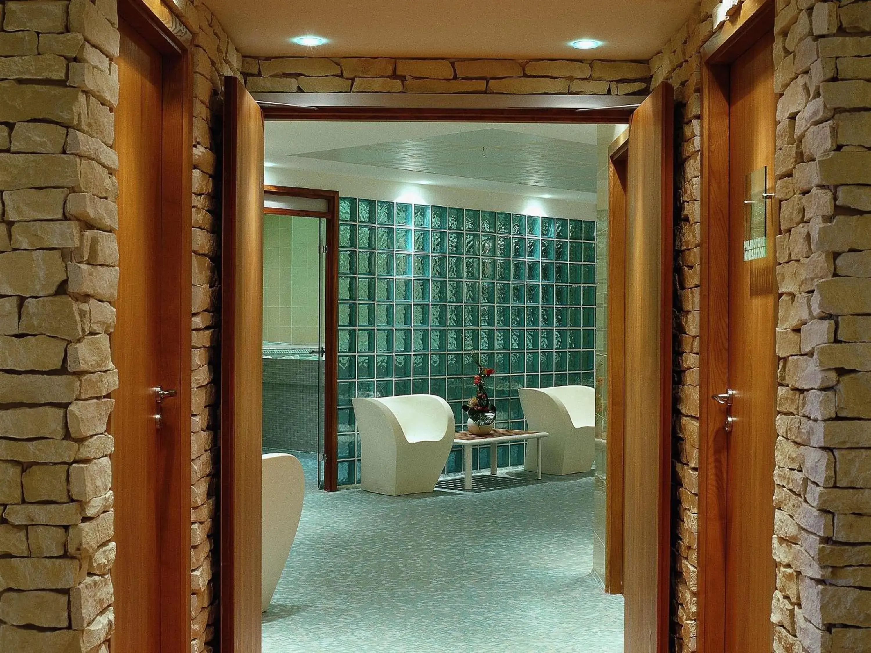 Spa and wellness centre/facilities in Sofitel Biarritz Le Miramar Thalassa Spa and wellness centre/facilities in Sofitel Biarritz Le Miramar Thalassa