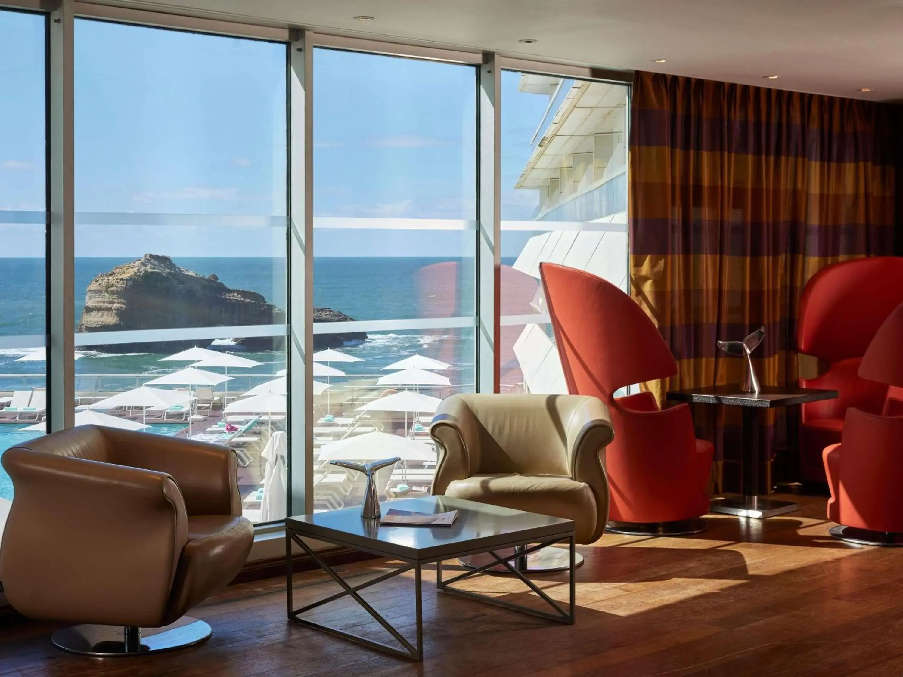 Property building in Sofitel Biarritz Le Miramar Thalassa Property building in Sofitel Biarritz Le Miramar Thalassa