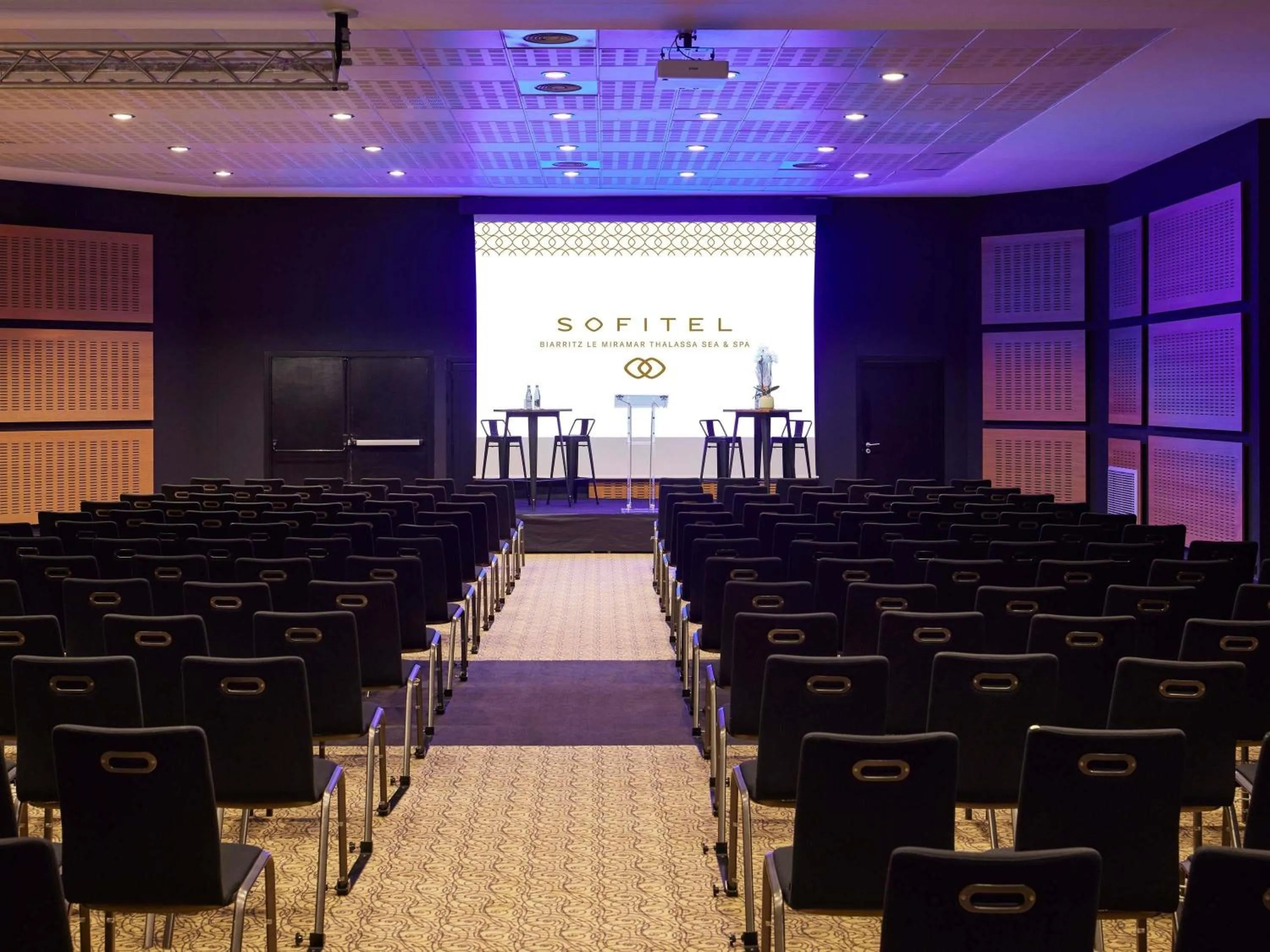 Meeting/conference room in Sofitel Biarritz Le Miramar Thalassa