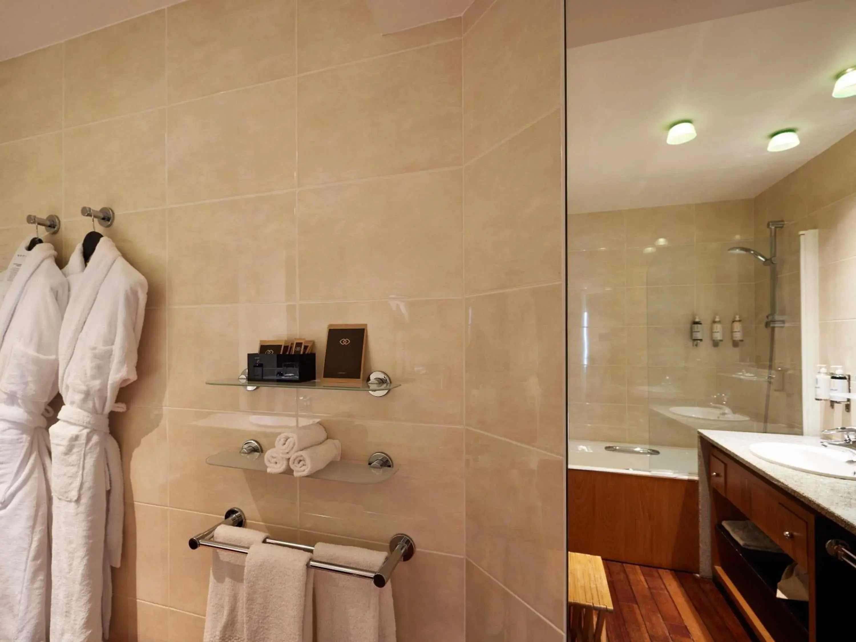 Bedroom in Sofitel Biarritz Le Miramar Thalassa Bedroom in Sofitel Biarritz Le Miramar Thalassa