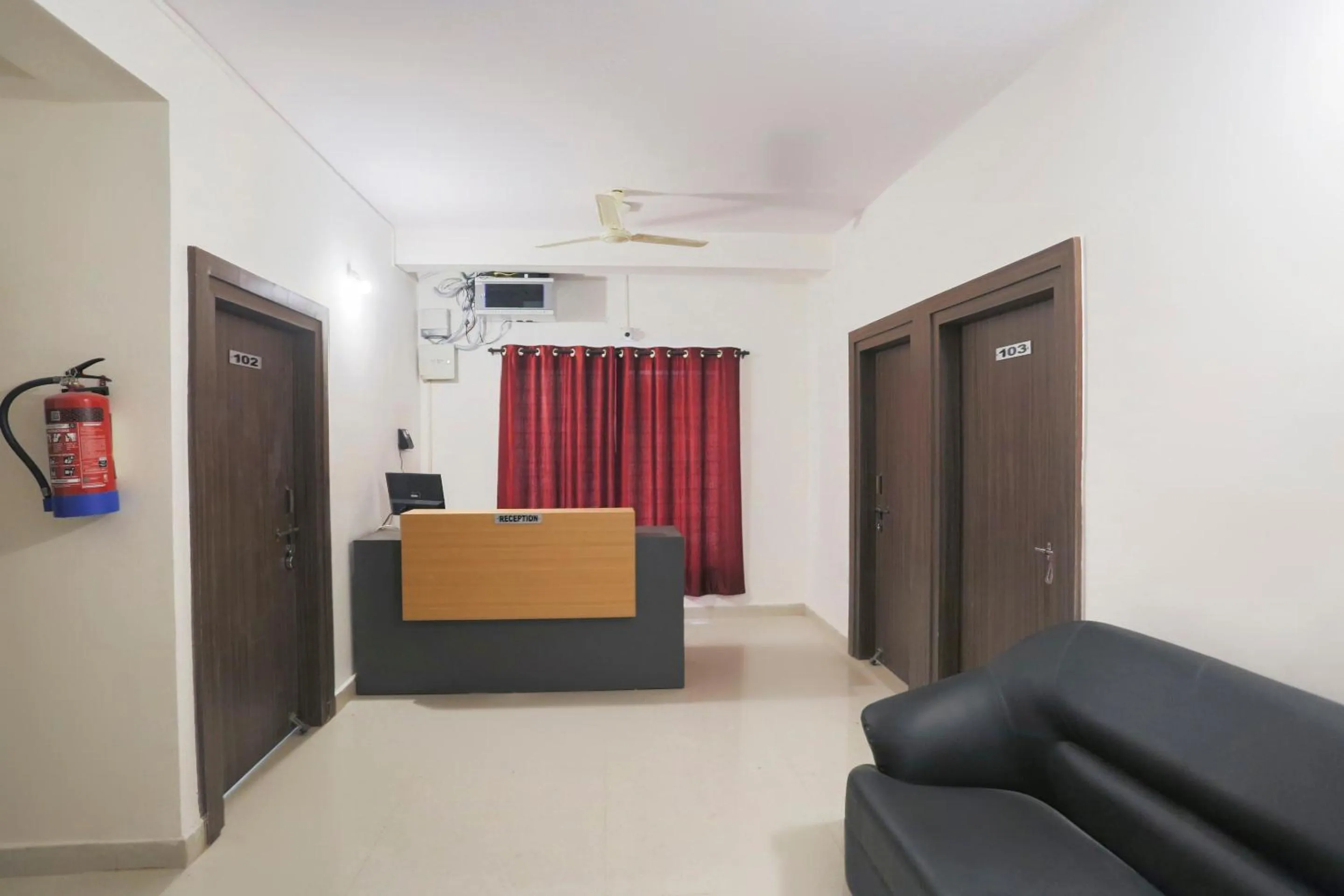 Lobby or reception in Super Hotel O Prashant Villa