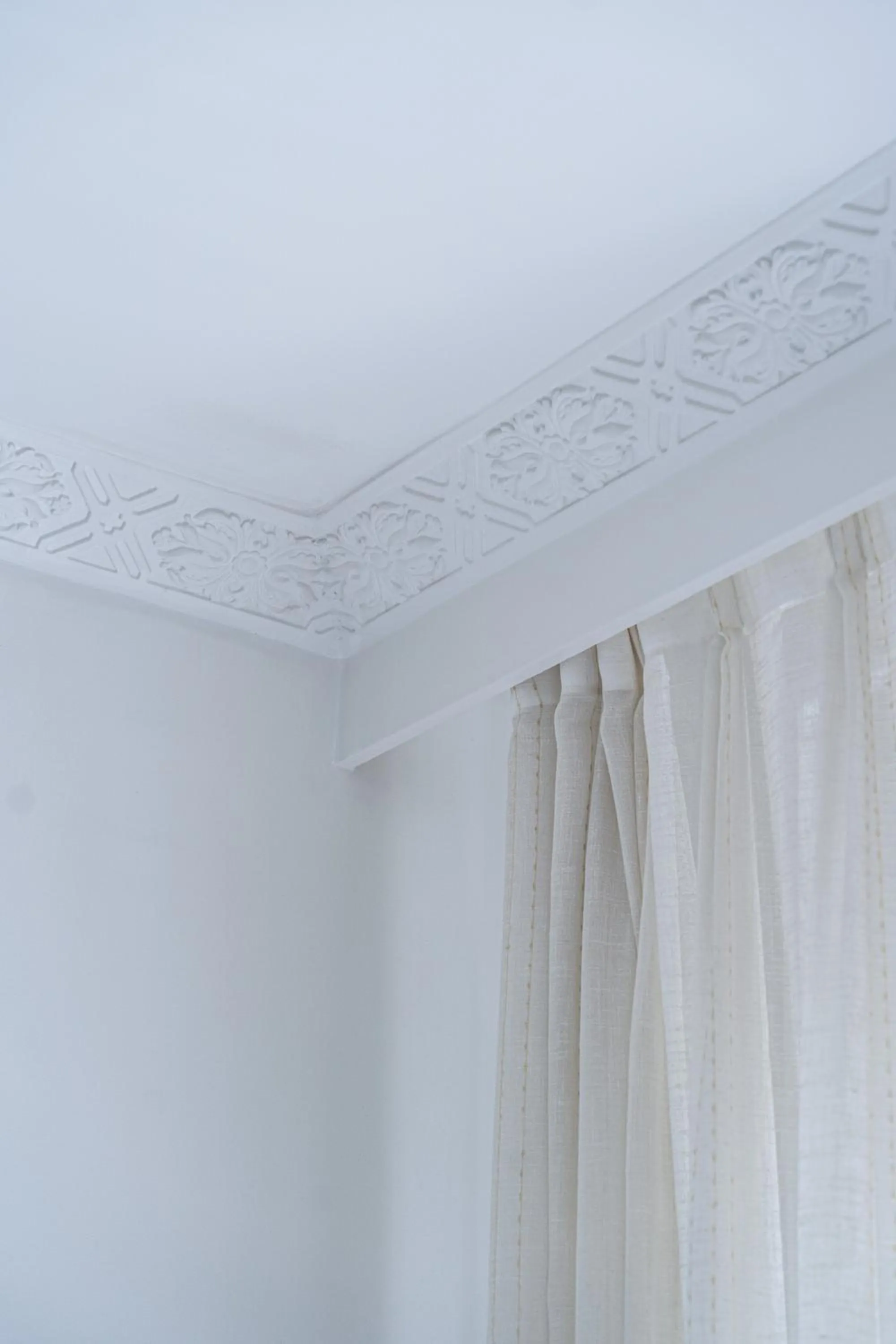 Decorative detail in La Maison Charentonneau