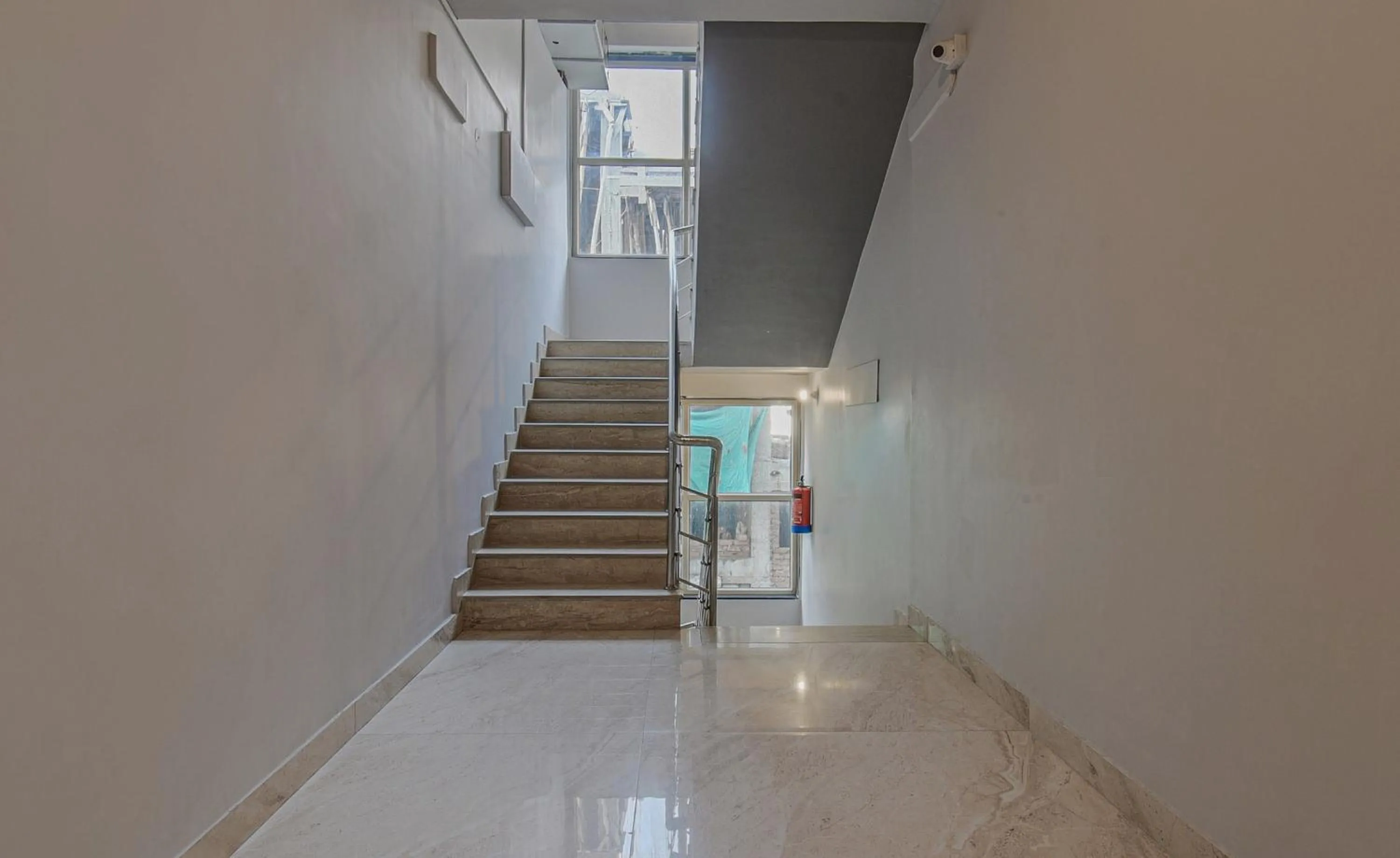 Lobby or reception in Super Townhouse Vidya Vihar