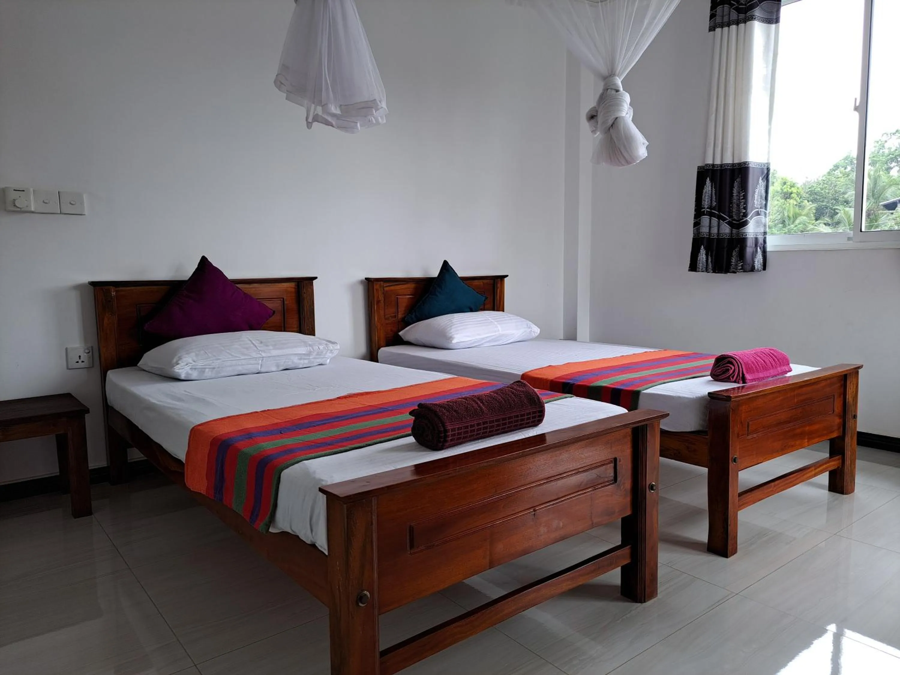 Budget Twin Room in B & B CHARM