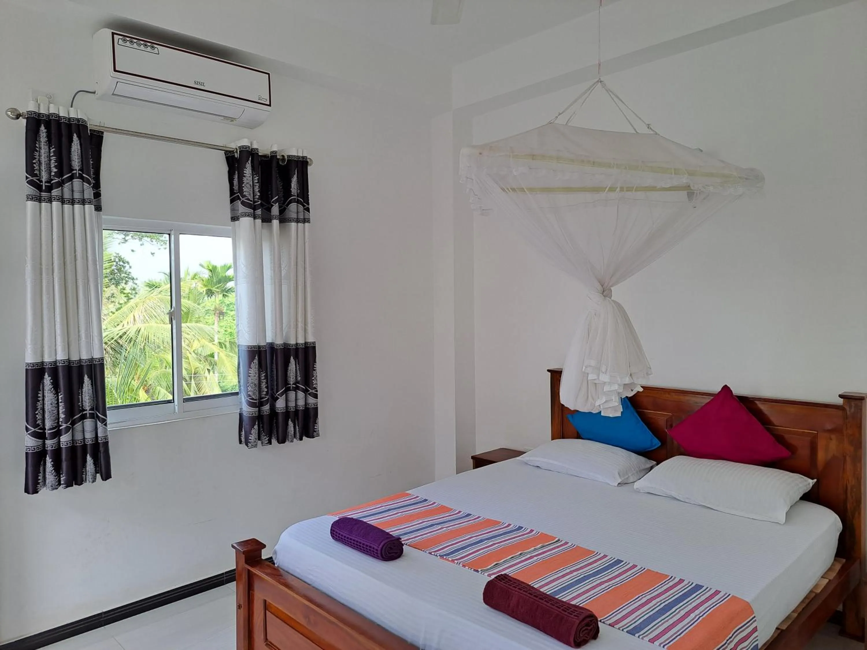 Deluxe Double or Twin Room in B & B CHARM