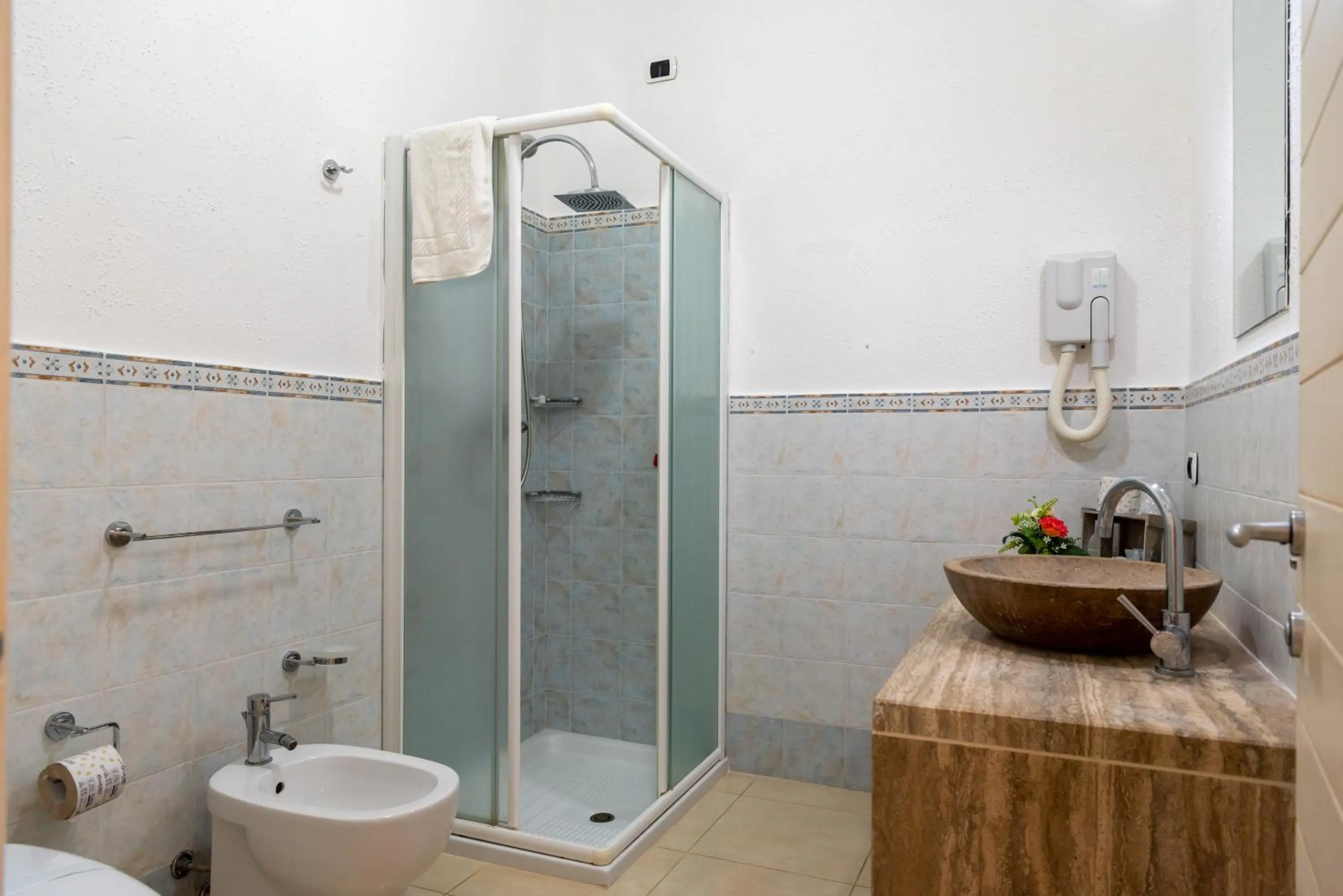 Shower in B&B Tenuta Barone