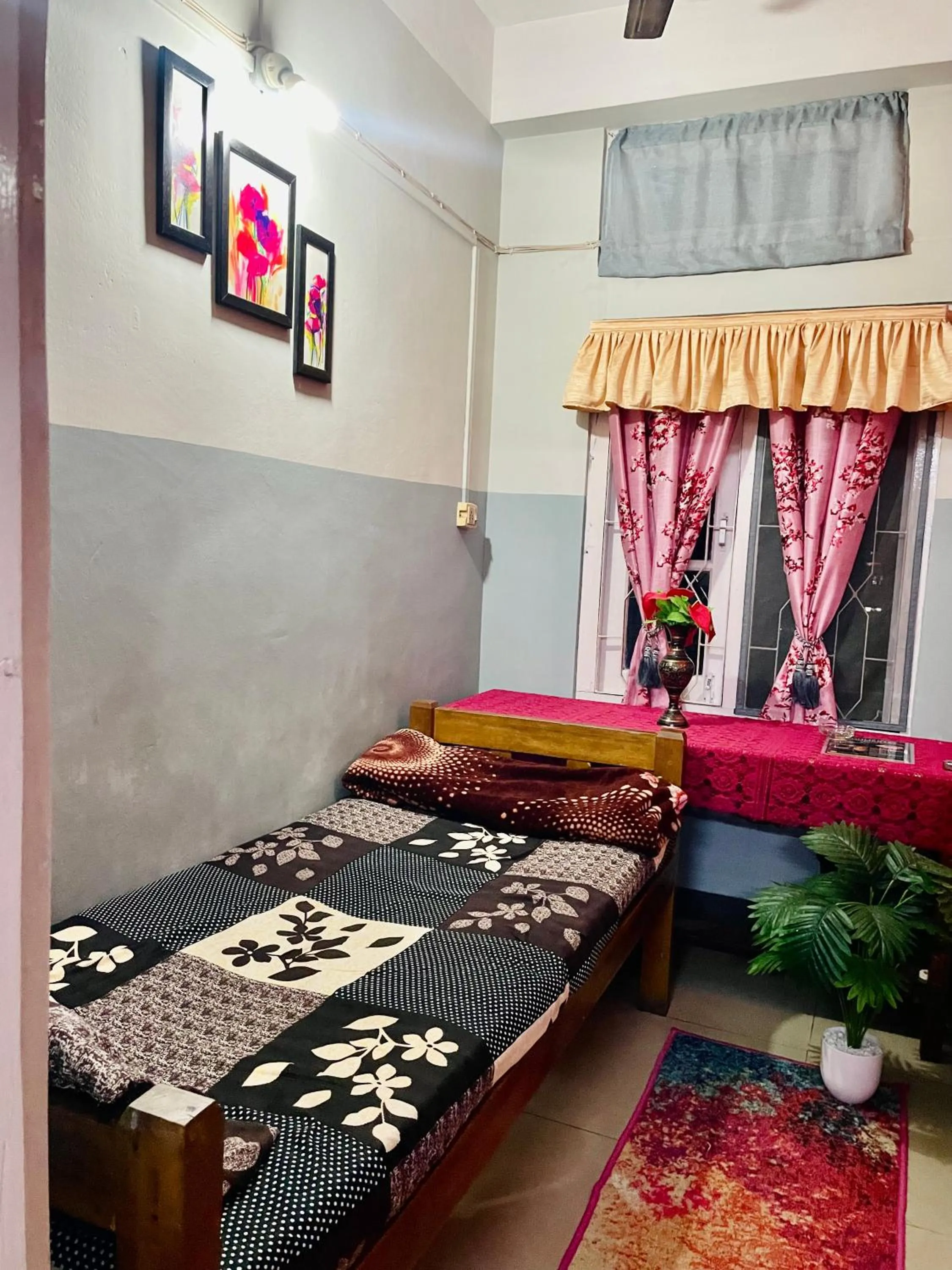 Bed in Namaskar Lodge and Homestay