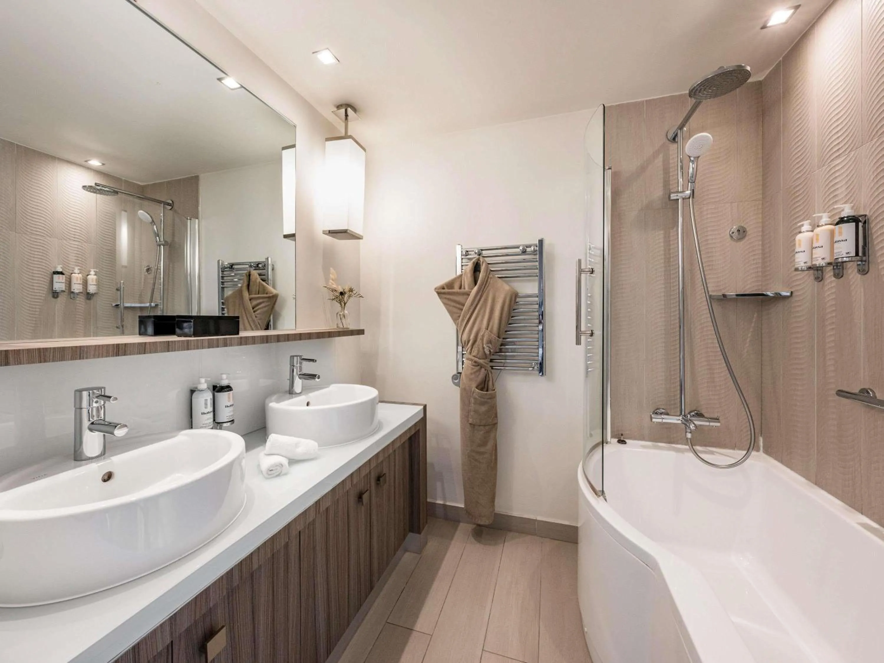 Bedroom in Sofitel Quiberon Thalassa sea & spa