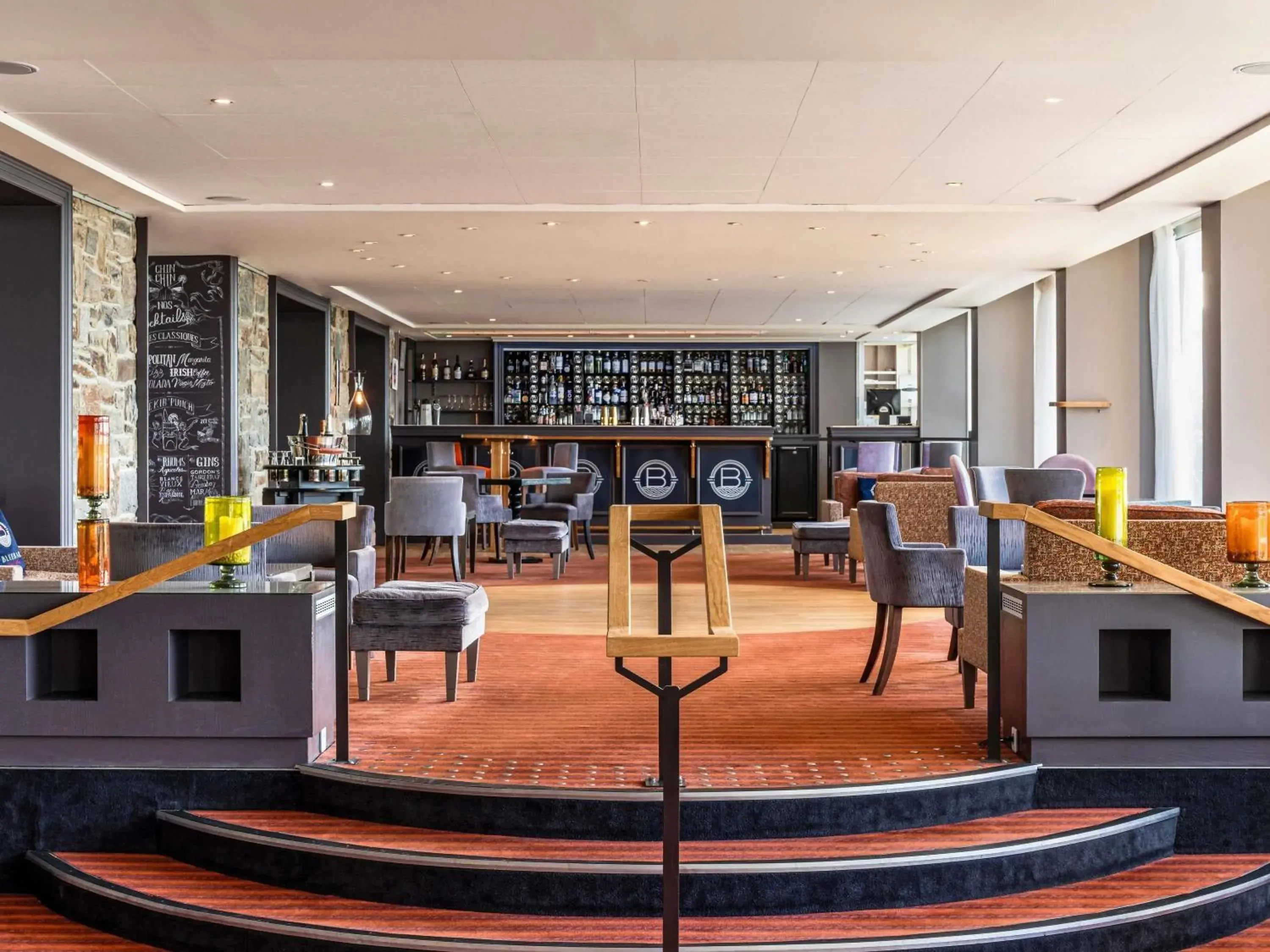 Lounge or bar in Sofitel Quiberon Thalassa sea & spa Lounge or bar in Sofitel Quiberon Thalassa sea & spa