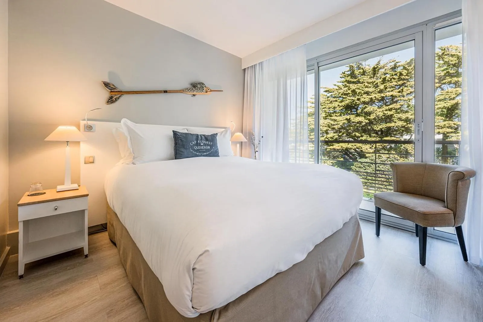 Bed in Sofitel Quiberon Thalassa sea & spa