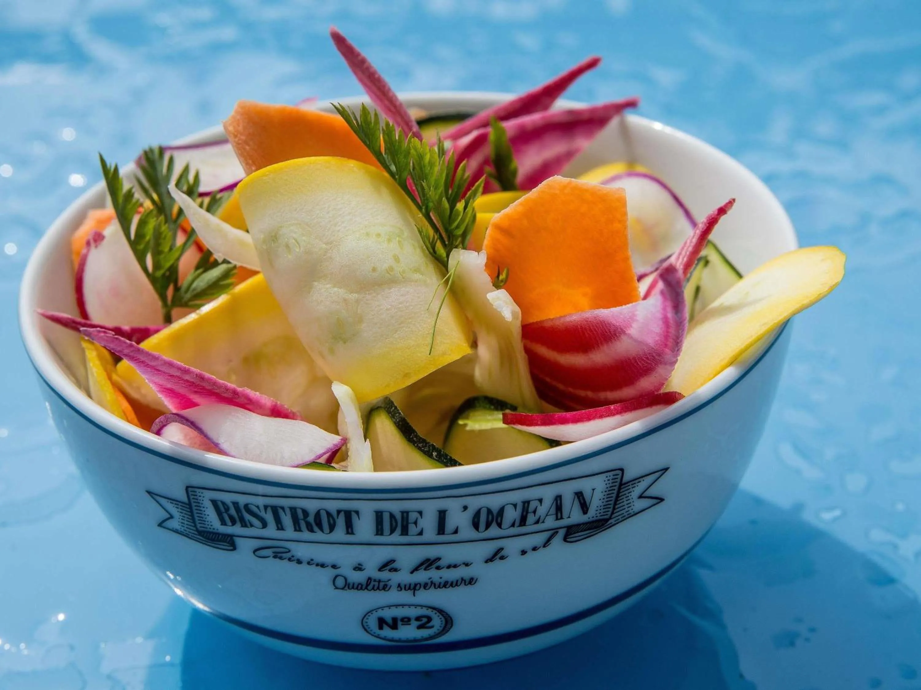 Lounge or bar in Sofitel Quiberon Thalassa sea & spa