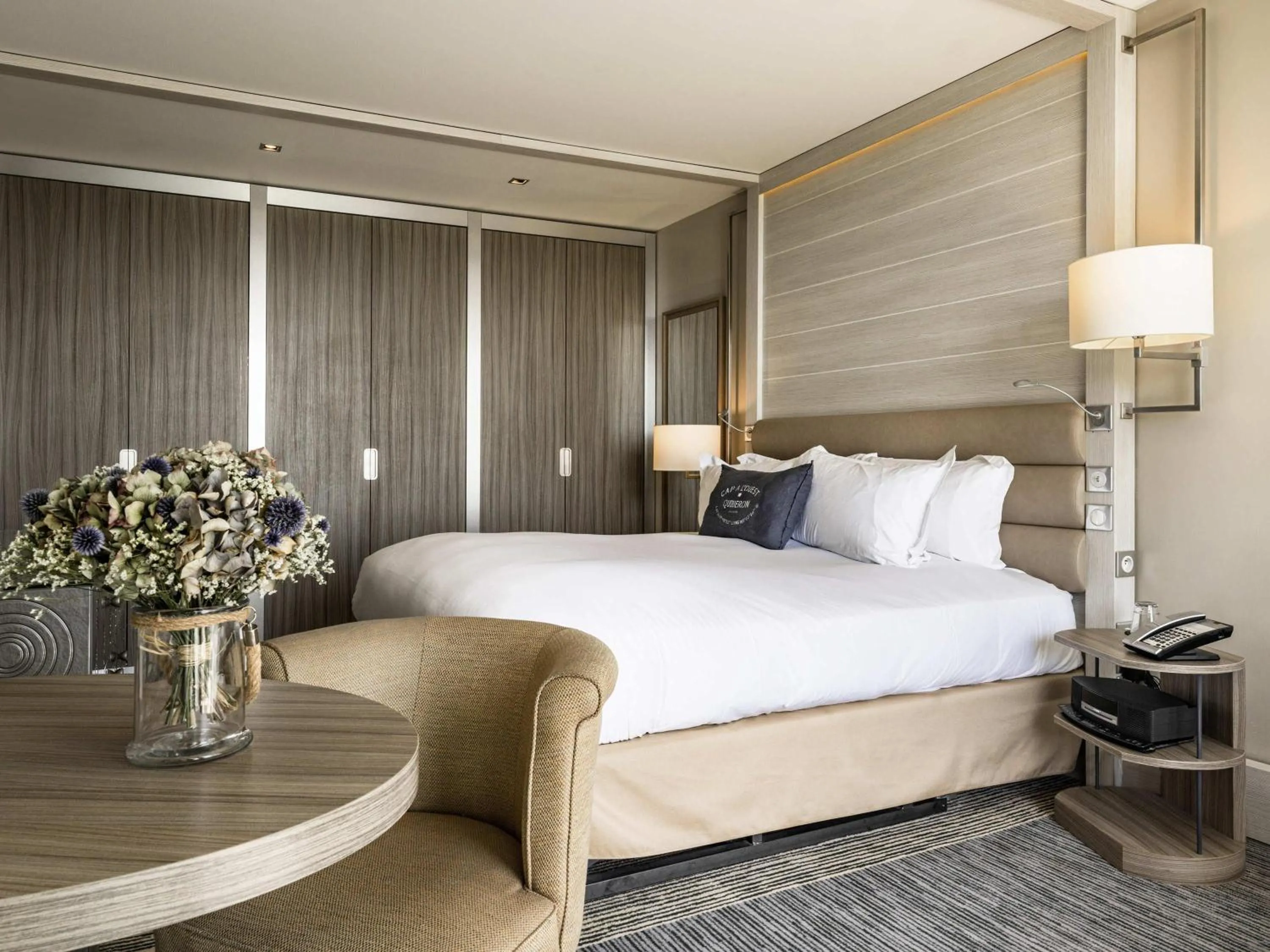 Bedroom, Bed in Sofitel Quiberon Thalassa sea & spa