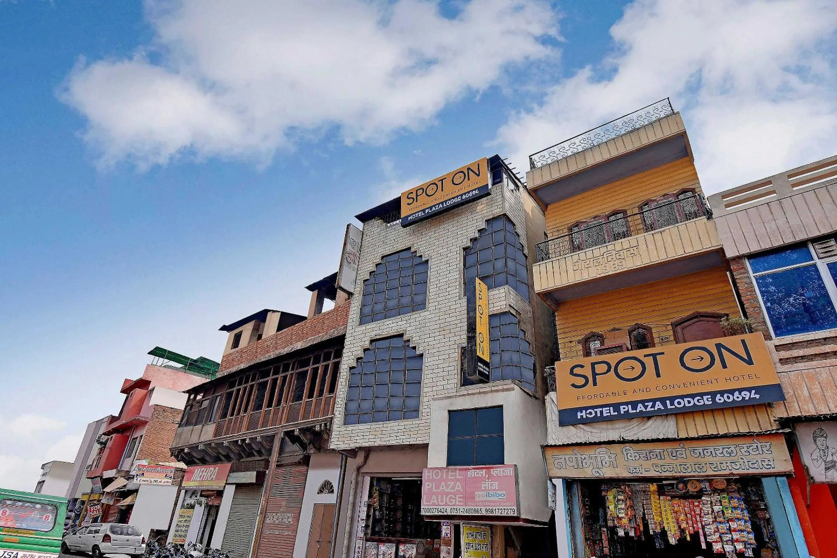 Facade/entrance in Hotel O Plaza Lodge