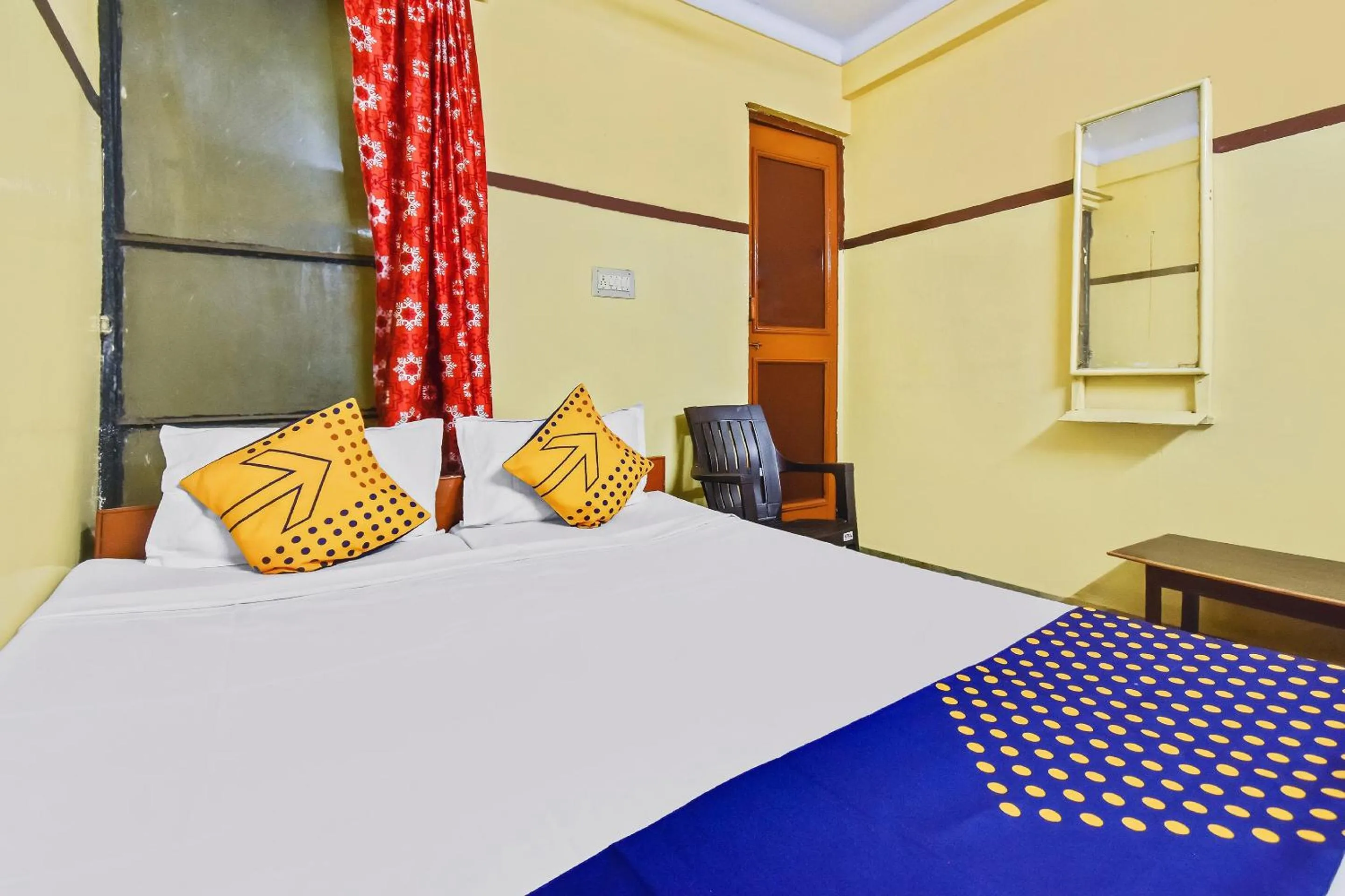 Bedroom in Hotel O Plaza Lodge