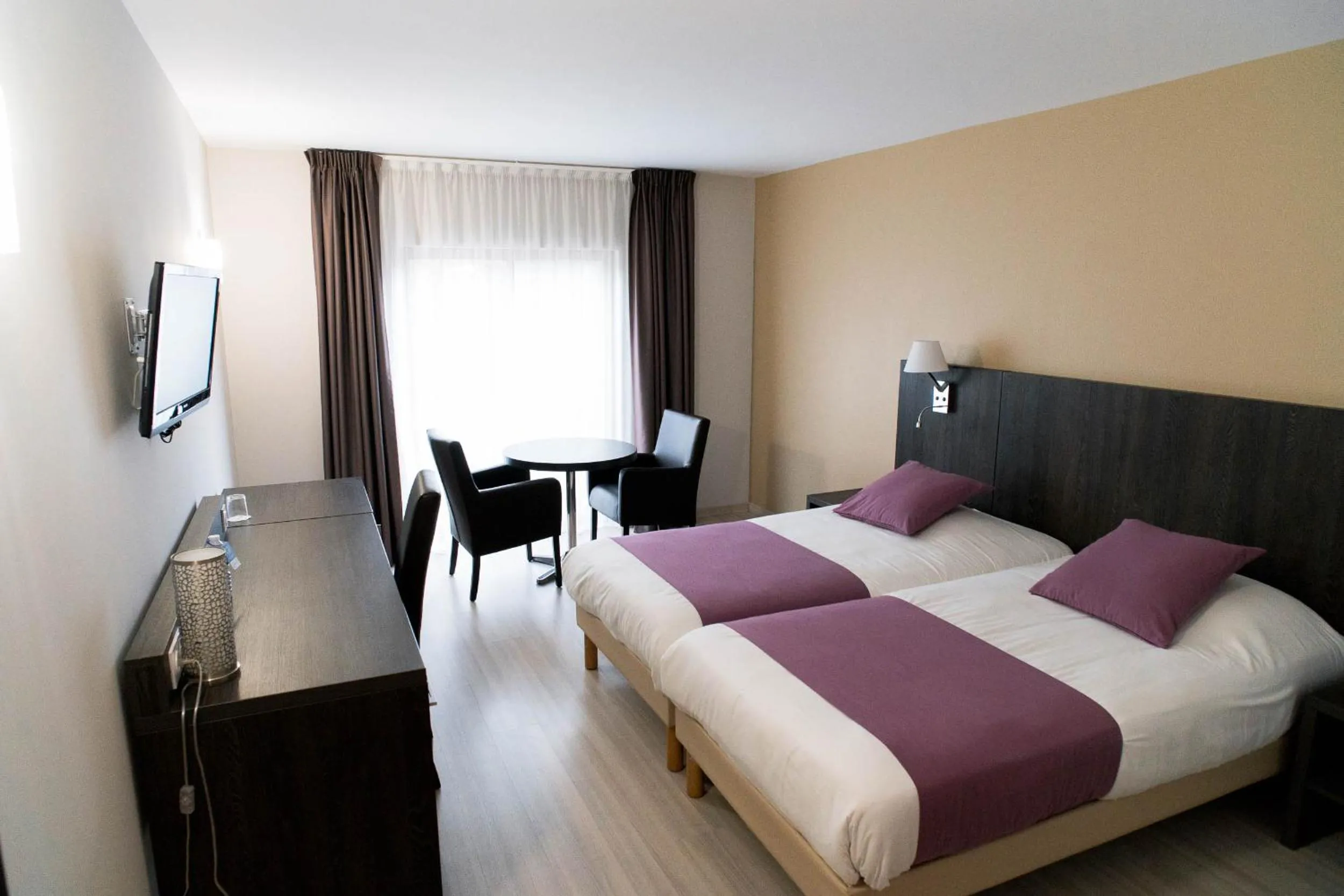 Comfort Single Room in Ariane Hôtel Fos sur Mer