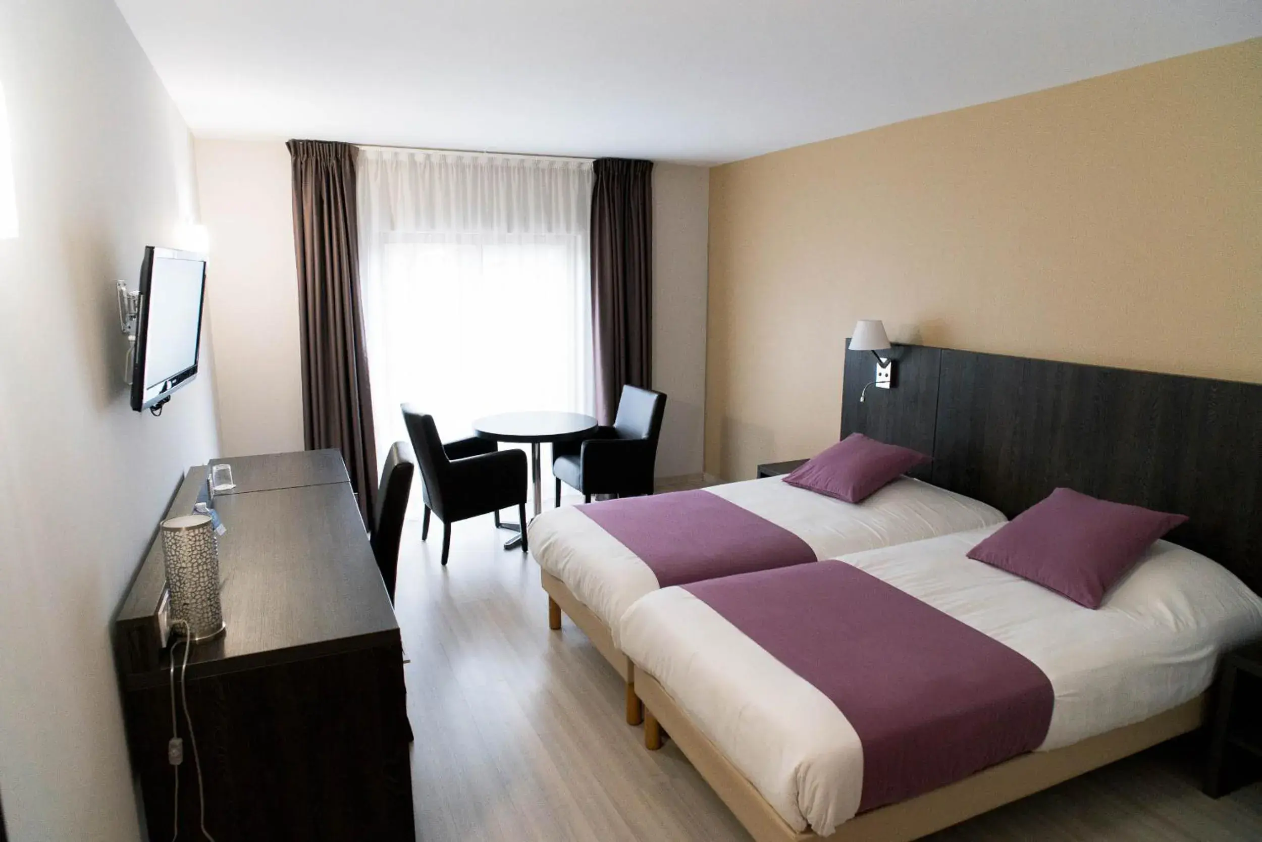 Comfort Single Room in Ariane Hôtel Fos sur Mer Comfort Single Room in Ariane Hôtel Fos sur Mer