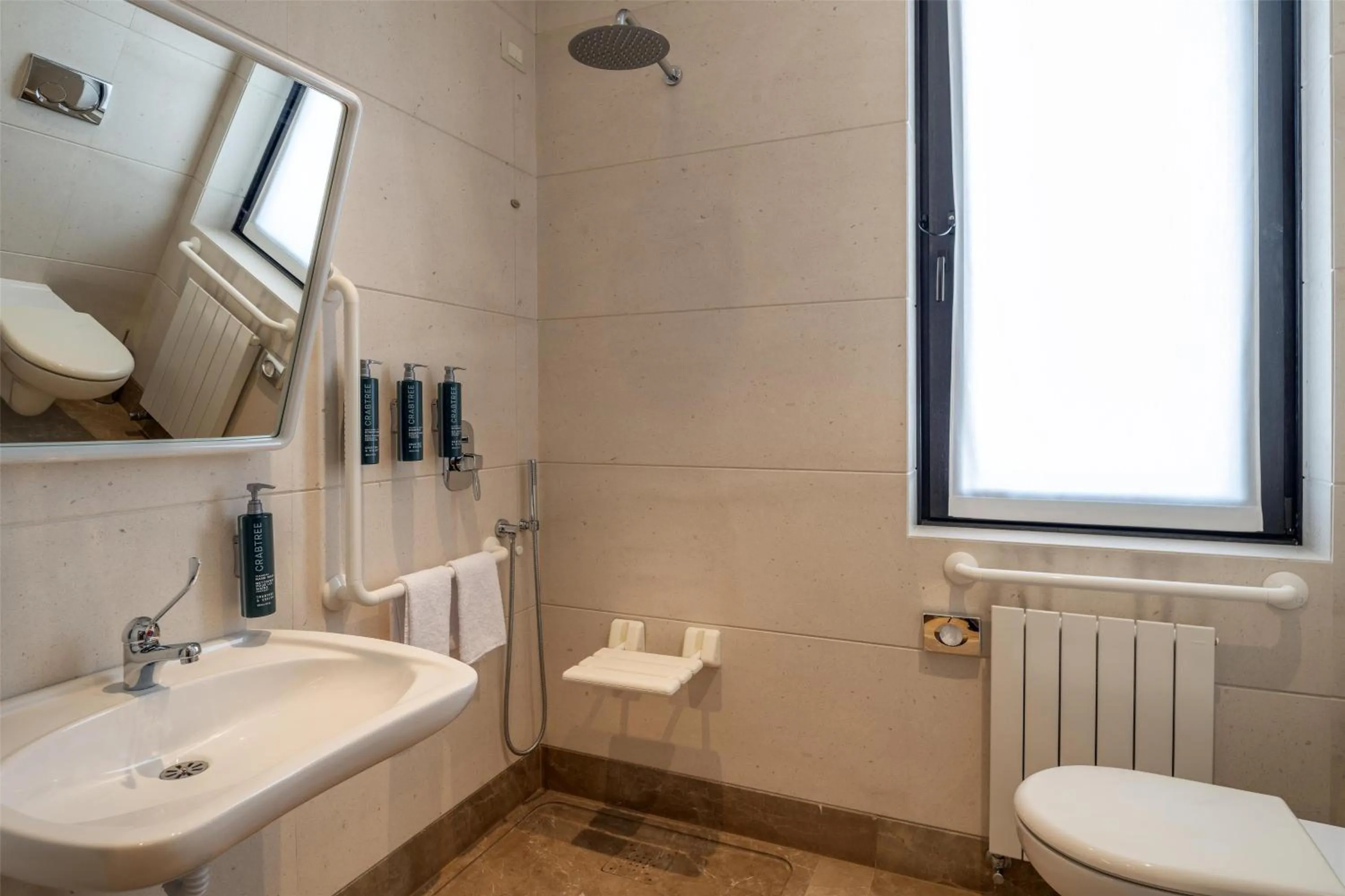 Bathroom in Hilton Turin Centre