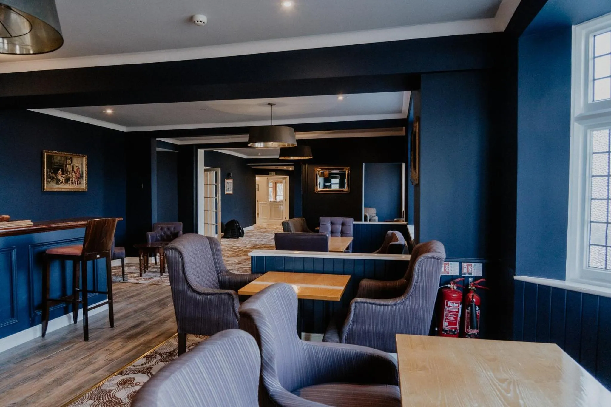 Lounge or bar in The Prince of Wales Hotel Berkeley by Bellevilla, A38 M5