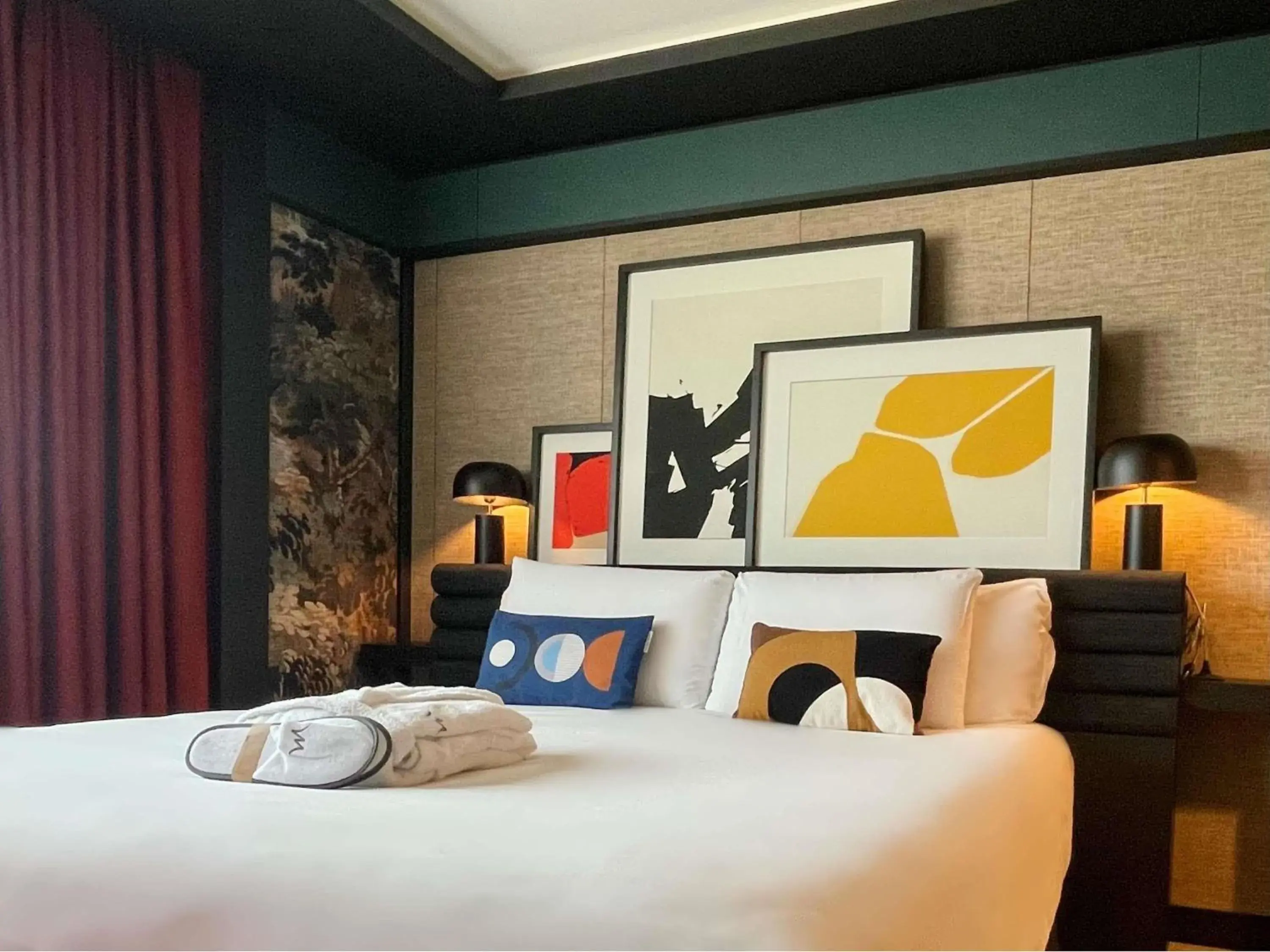 Bedroom, Bed in Mercure Dijon Centre Clemenceau Bedroom, Bed in Mercure Dijon Centre Clemenceau