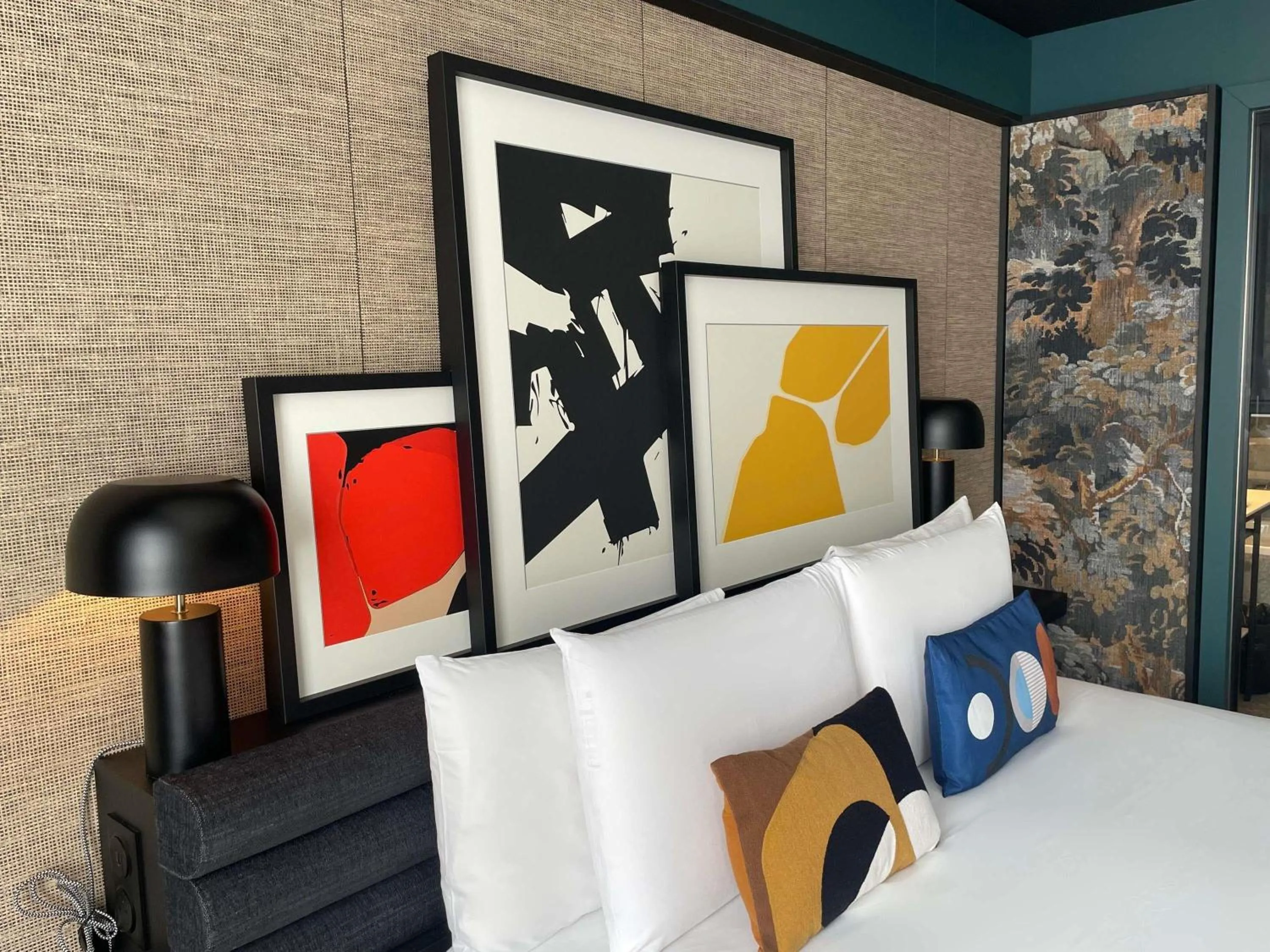 Bedroom, Bed in Mercure Dijon Centre Clemenceau