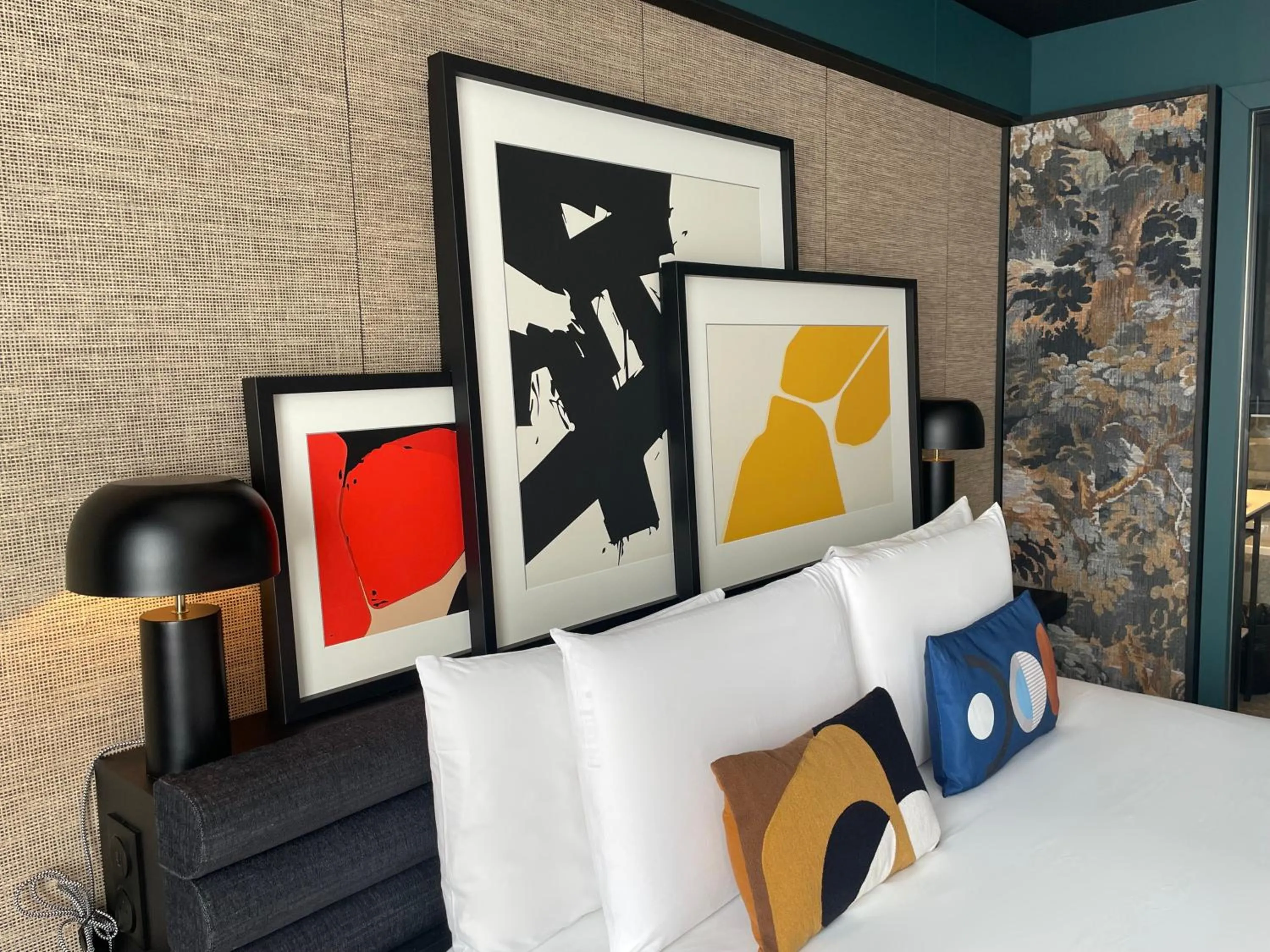 Bedroom, Bed in Mercure Dijon Centre Clemenceau