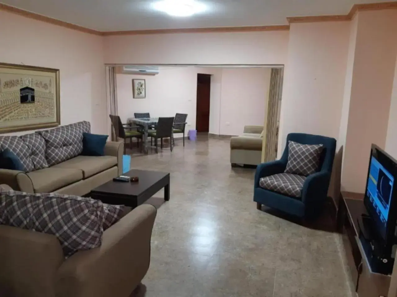 Two-Bedroom Chalet in Al Raya Apartments Two-Bedroom Chalet in Al Raya Apartments
