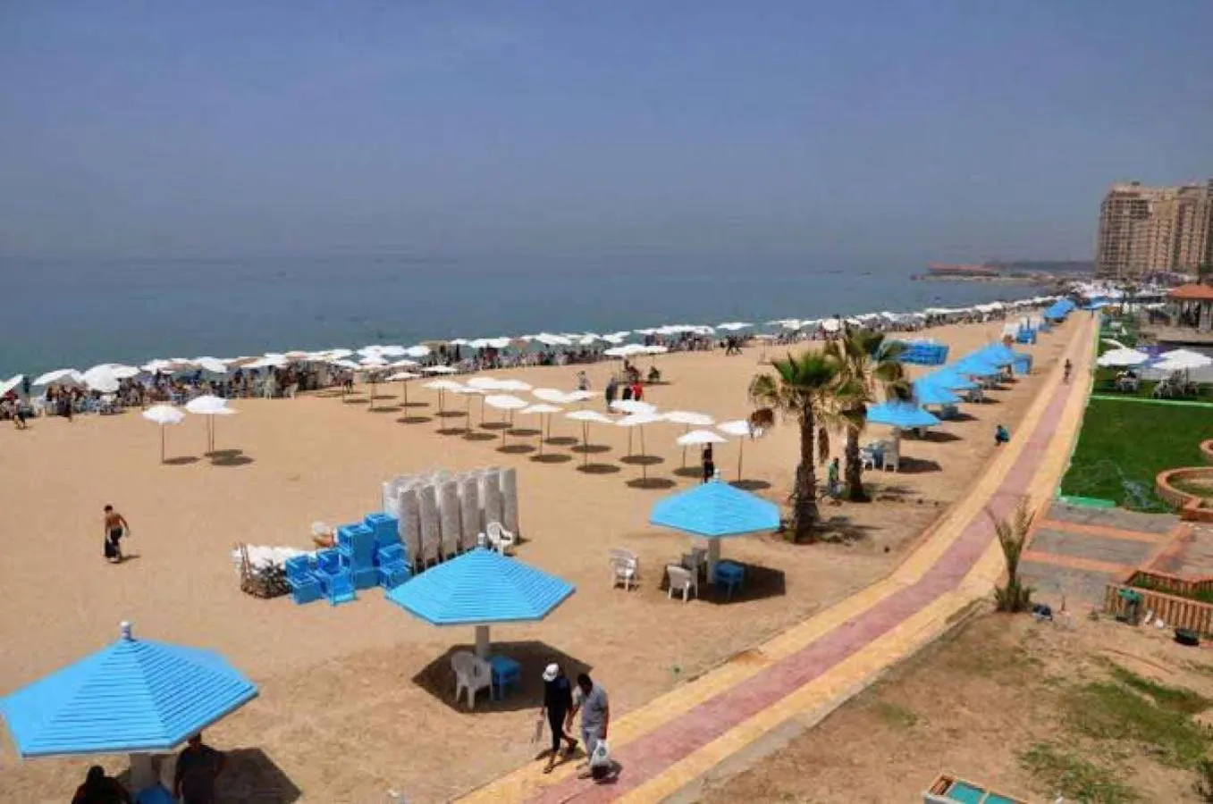 Beach in Al Raya Apartments