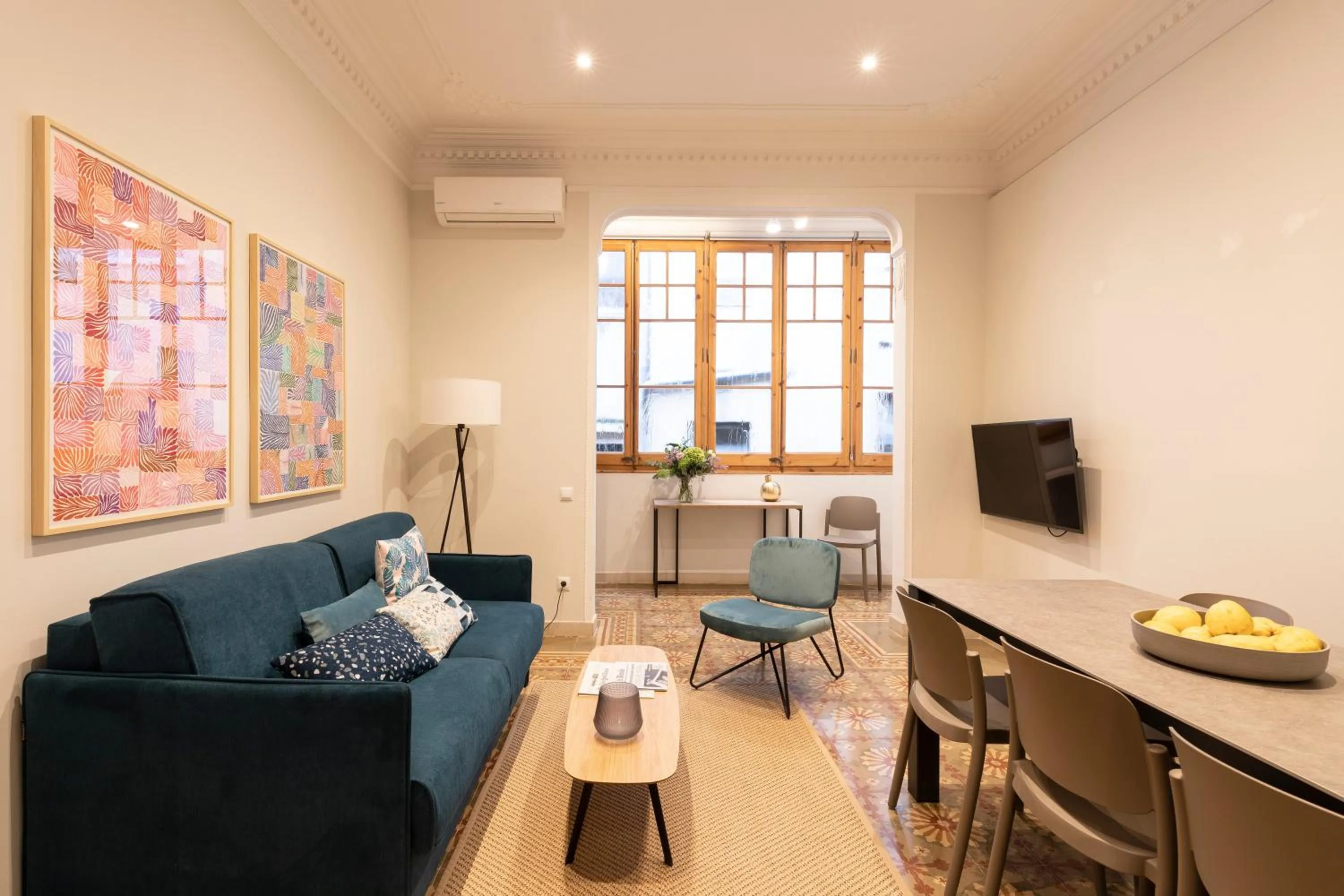 TV and multimedia in Aspasios Gracia Apartments