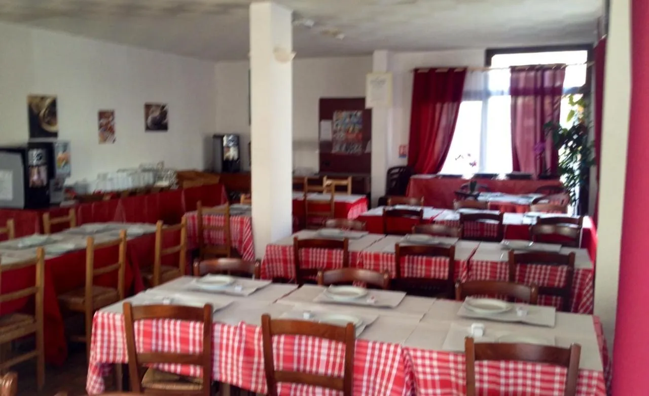 Restaurant/places to eat in Hipotel Paris Marne La Vallée