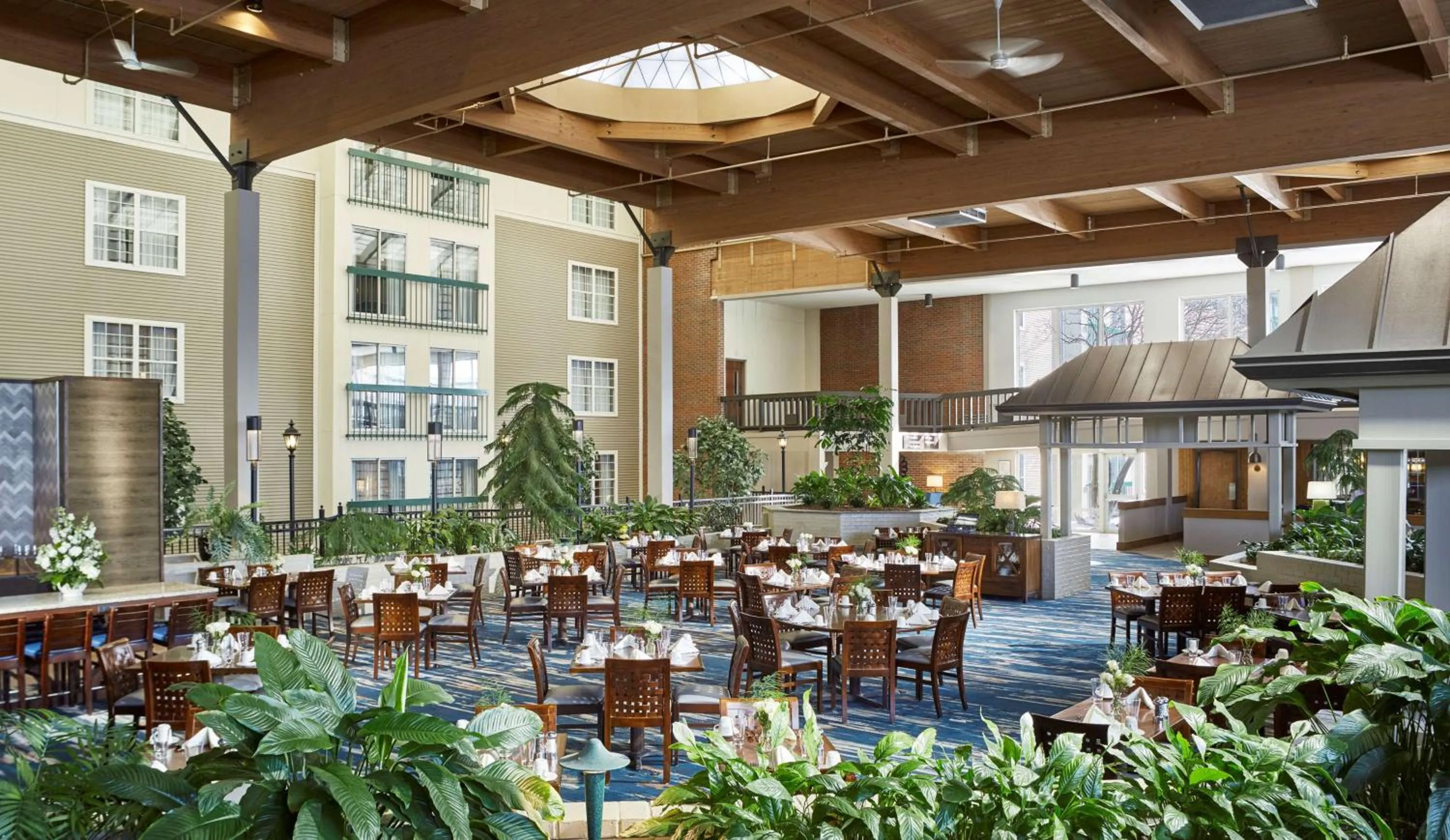 Lobby or reception in DoubleTree by Hilton Hotel Burlington Vermont