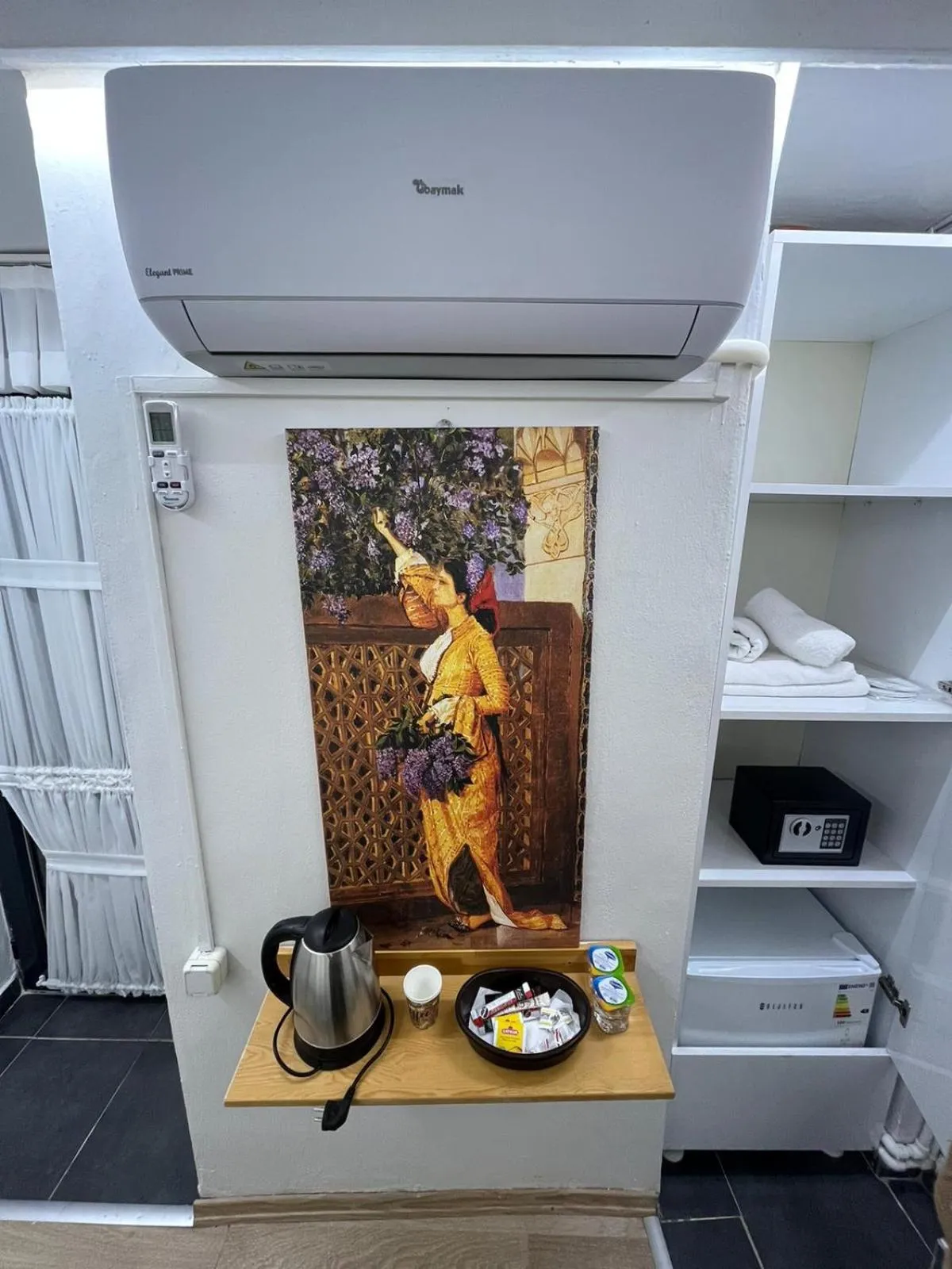 Coffee/tea facilities in Seven Rooms Oldcity Hotel