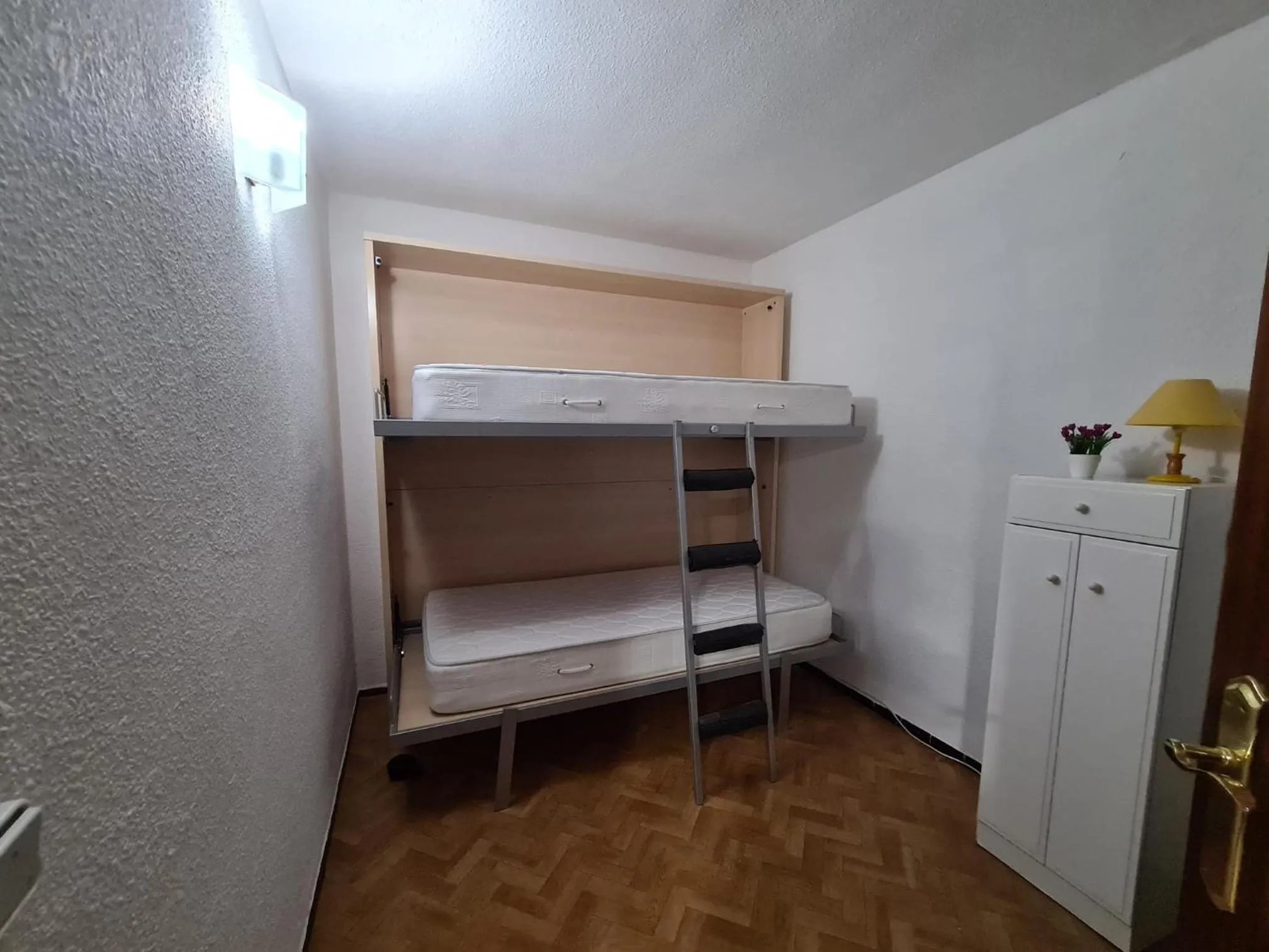 Bed in Apartamento Torre Colon IF Benidorm
