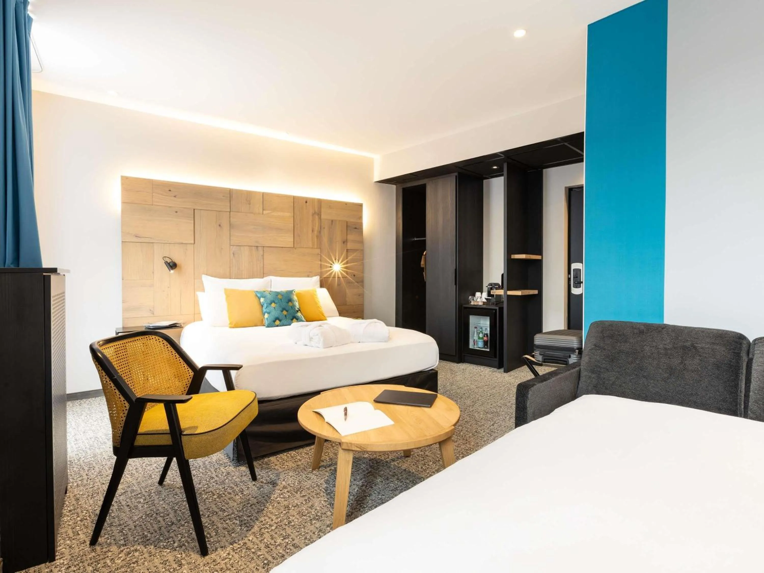 Bedroom, Bed in Mercure Epinal Centre