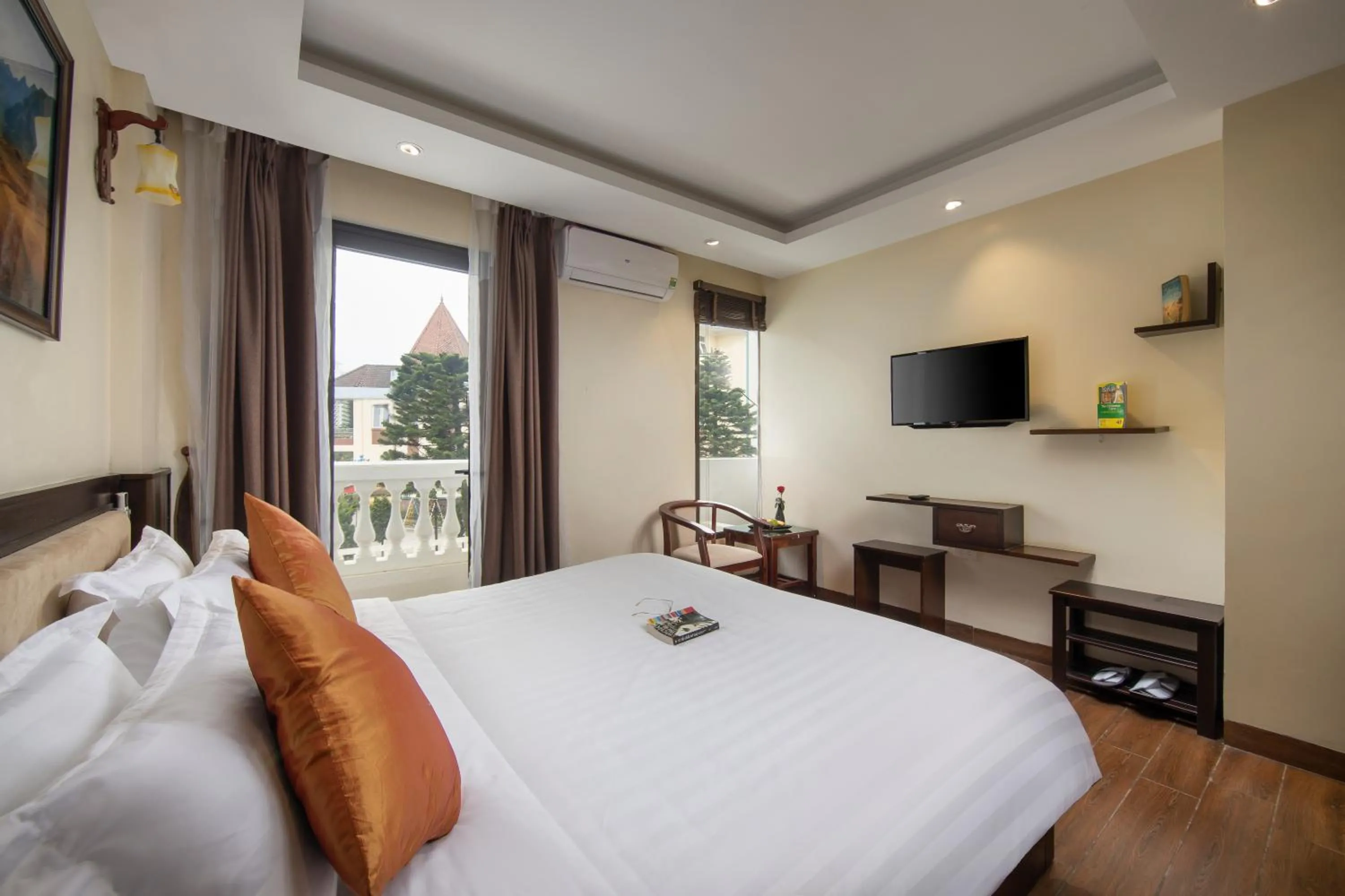 Bed in Sapphire Sapa Hotel
