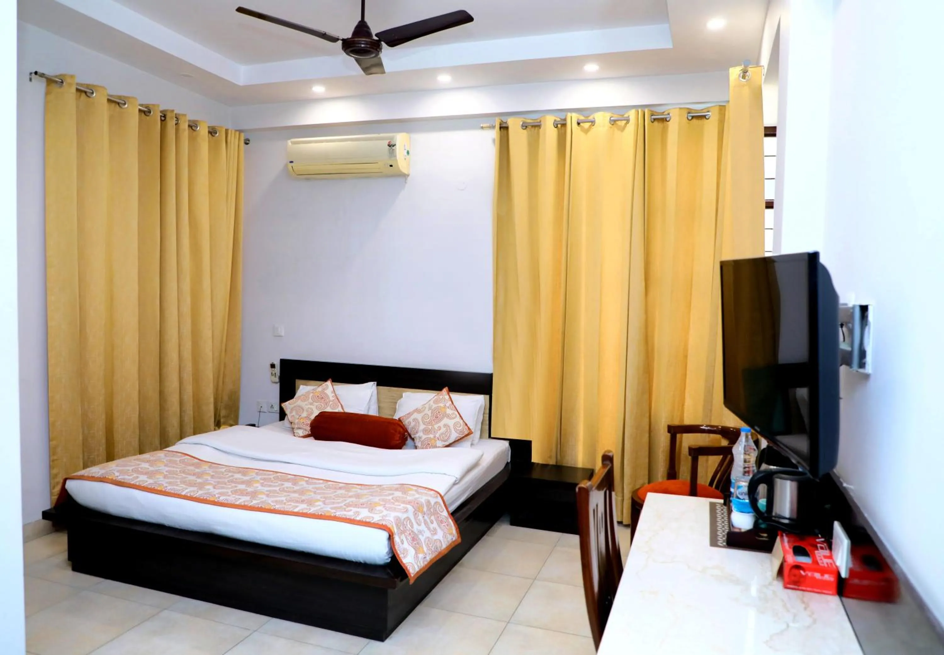 Bedroom, Bed in Indee home