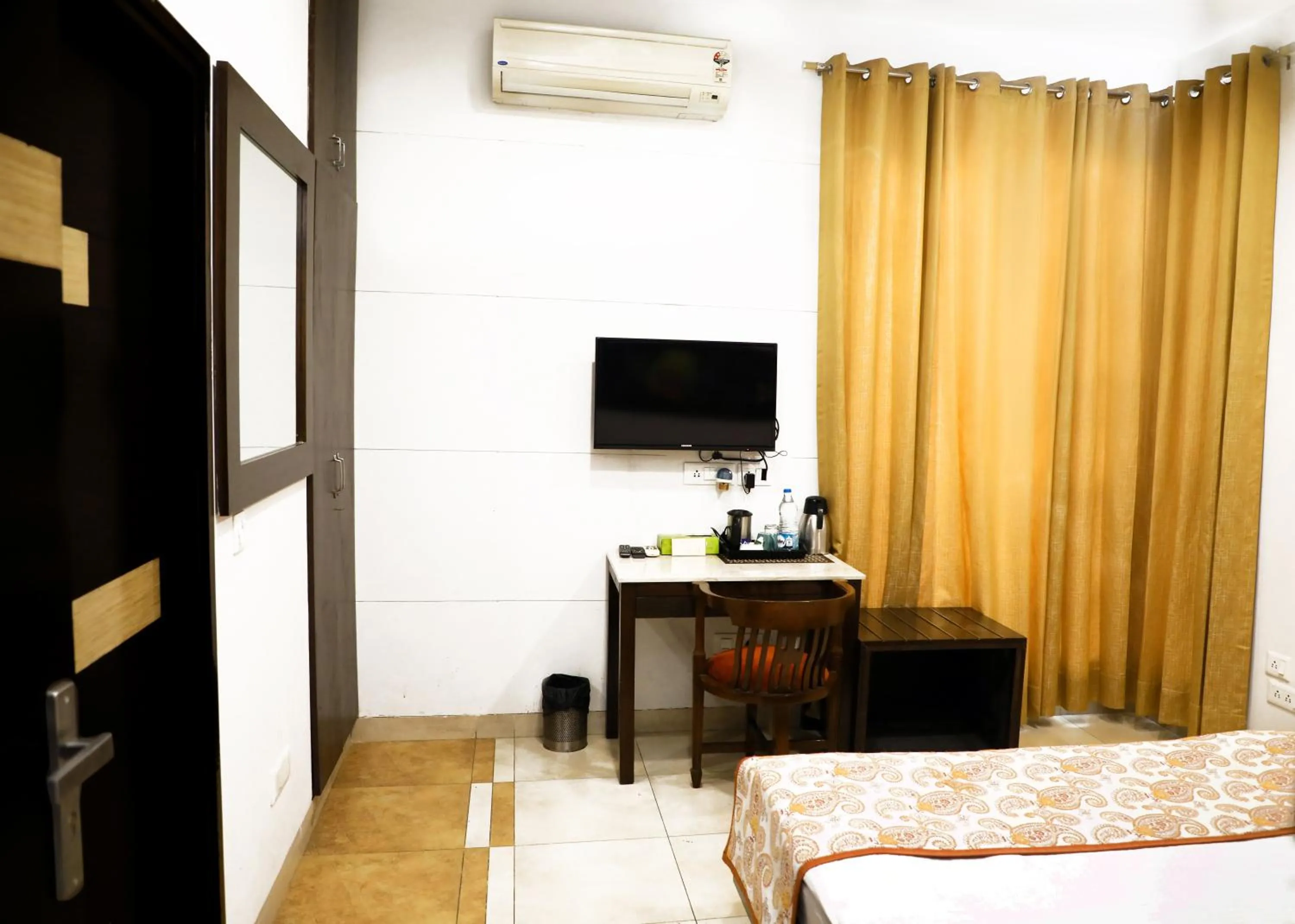 Bed in Indee home