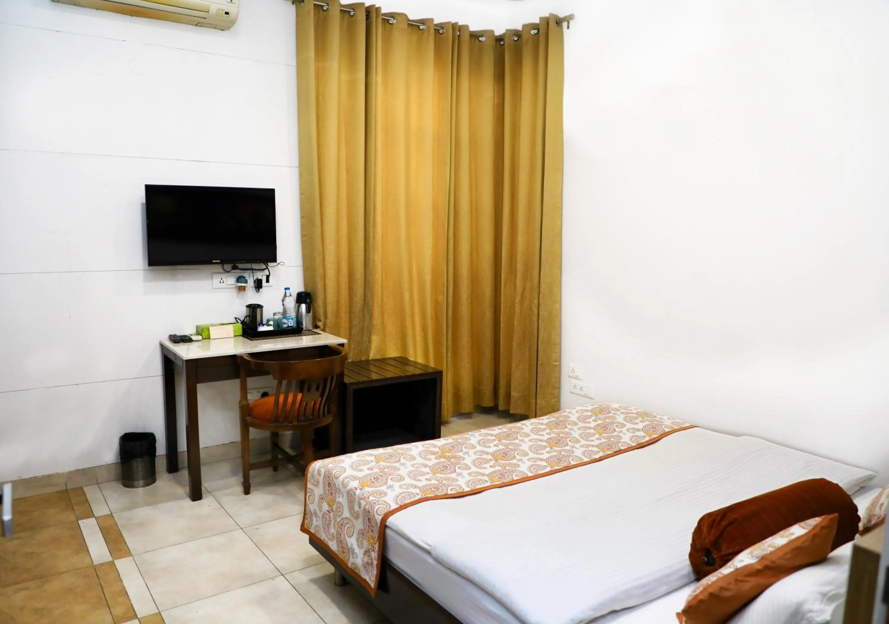 Bedroom, Bed in Indee home