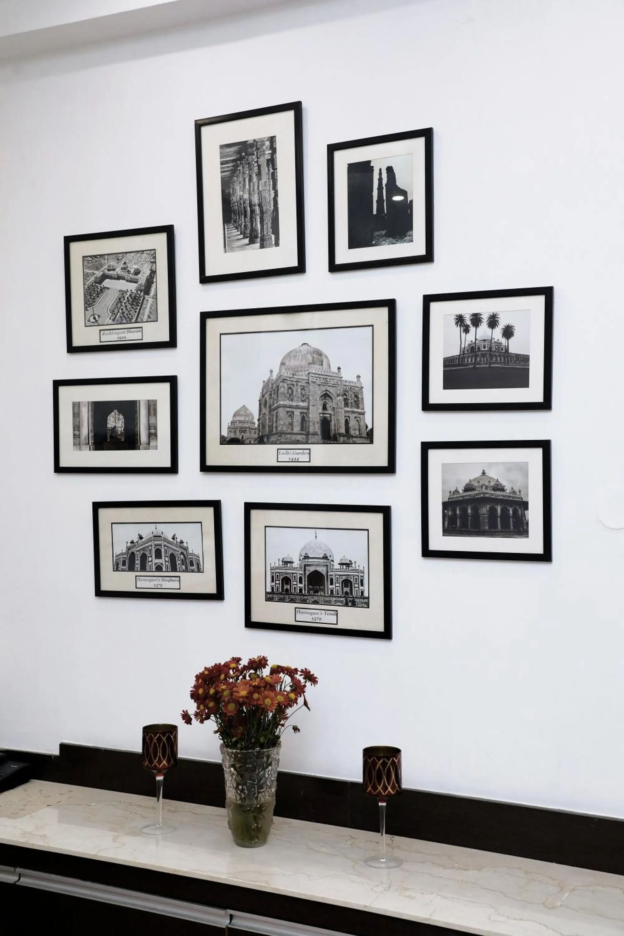 Lobby or reception in Indee home