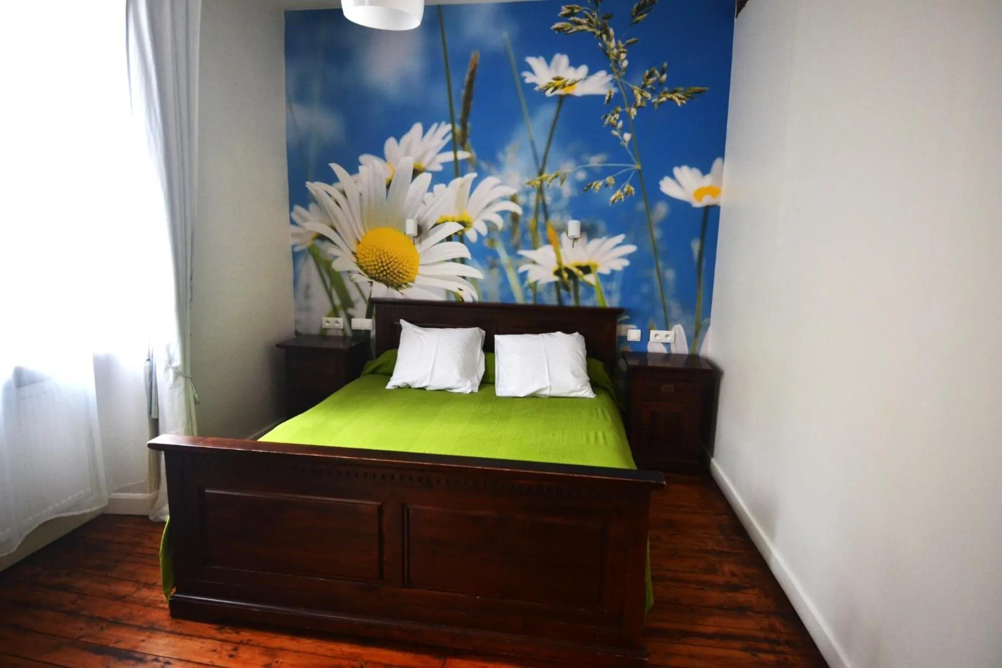 Bedroom, Bed in Le Manoir