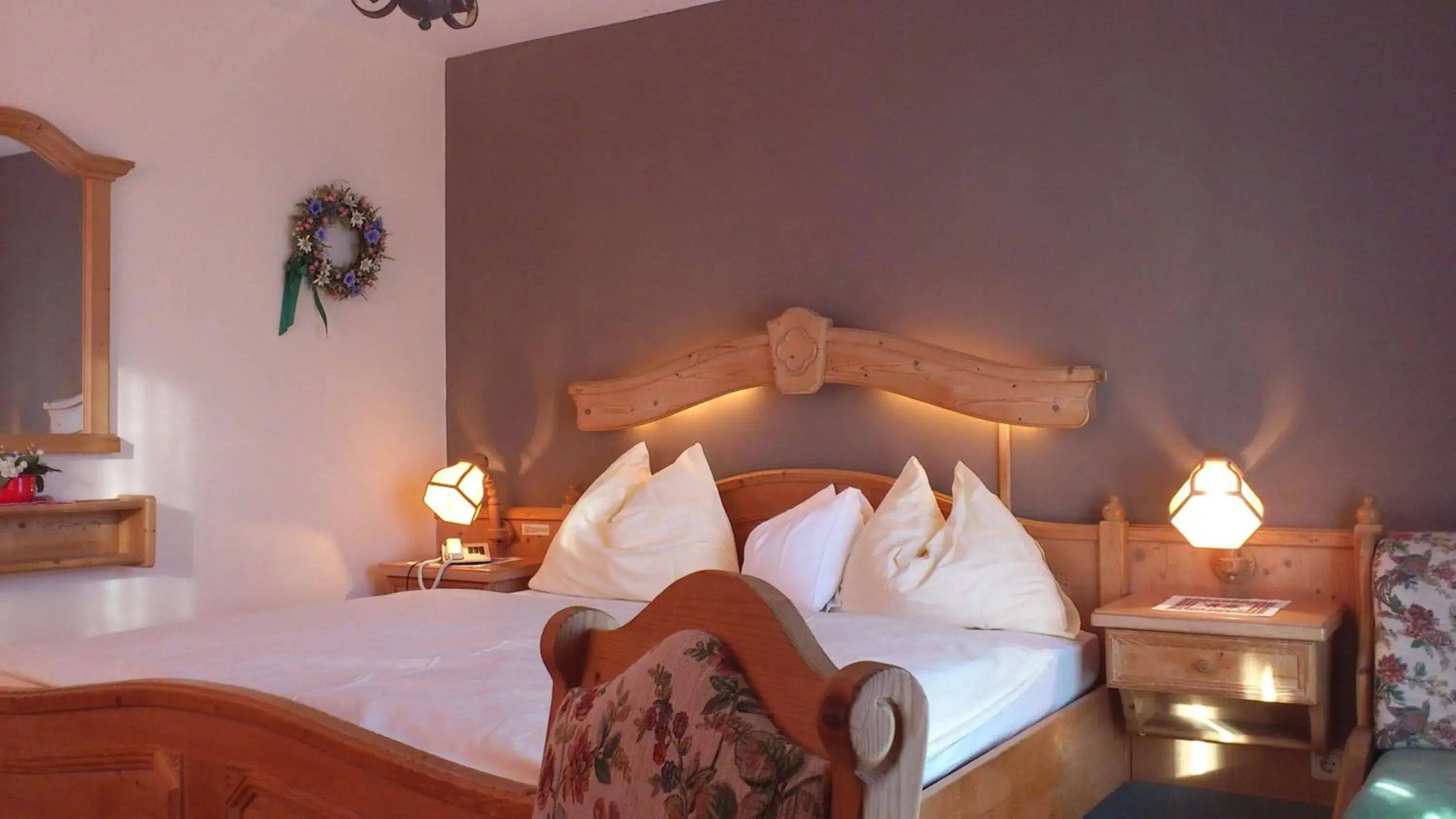 Comfort Double Room in Hotel zum Toni Comfort Double Room in Hotel zum Toni