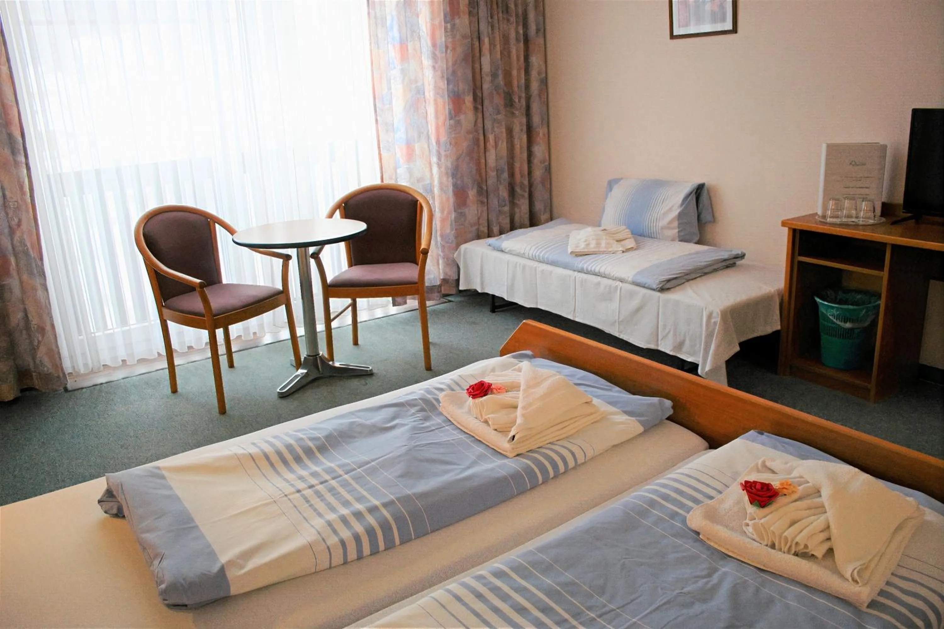 Bed in Waldhotel Feldbachtal