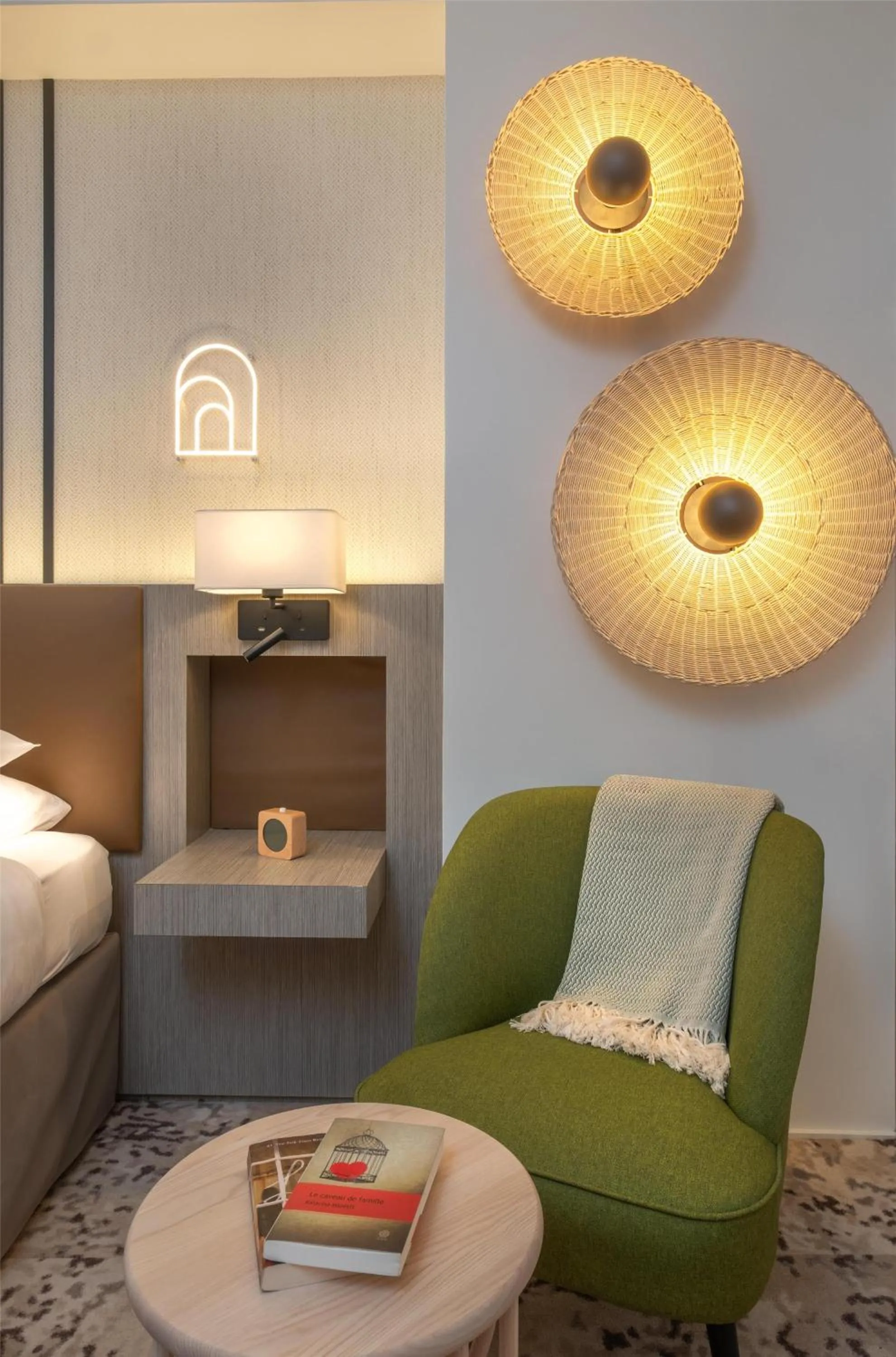 Bedroom, Bed in FirstName Toulouse